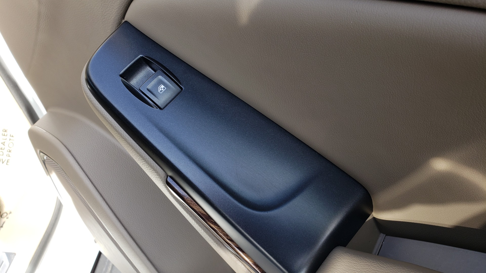 Used 2017 GMC YUKON SLT 4WD / NAV TOUCH SCREEN / BOSE / REARVIEW / 3-ROW for sale Sold at Formula Imports in Charlotte NC 28227 69