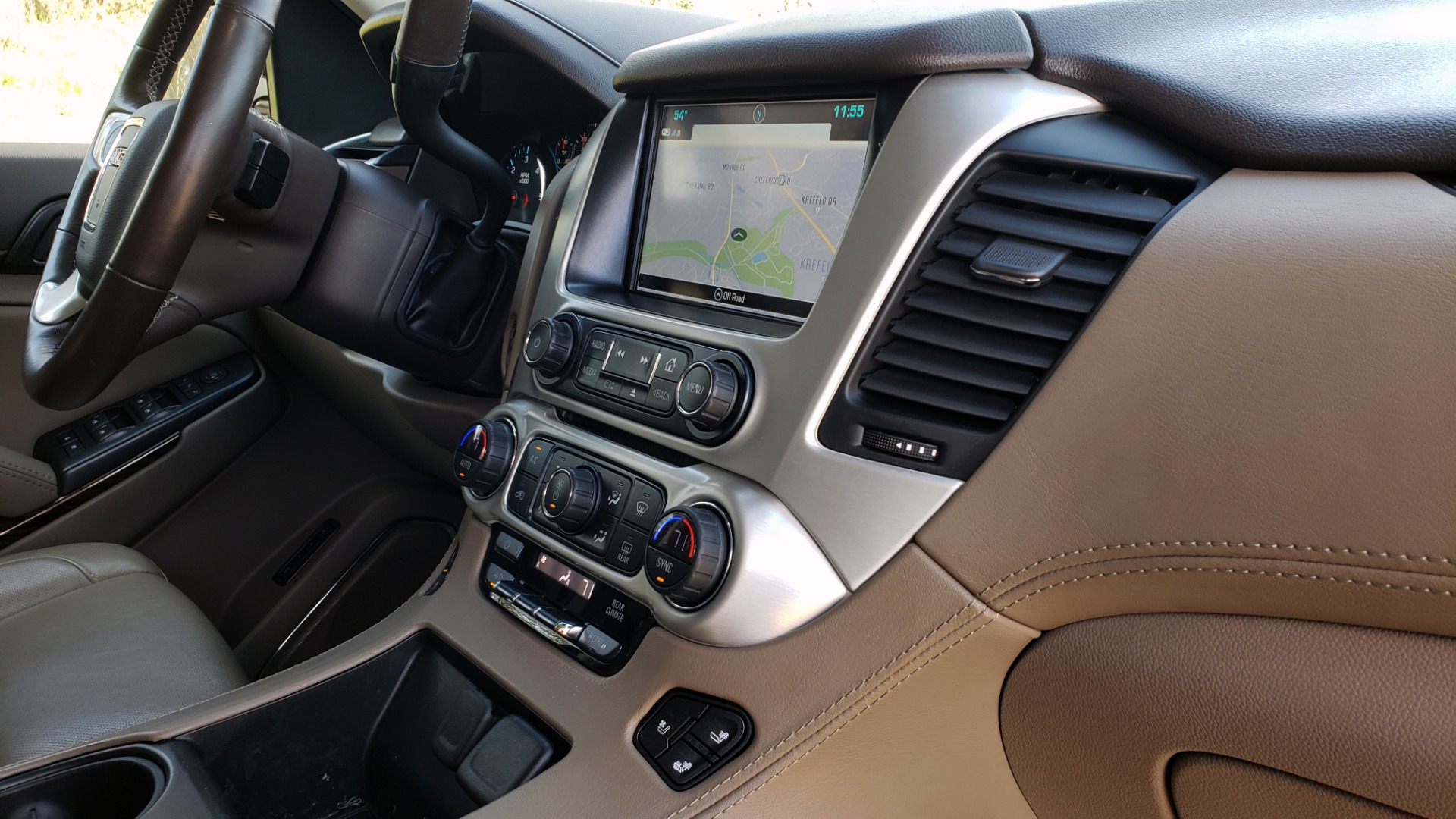 Used 2017 GMC YUKON SLT 4WD / NAV TOUCH SCREEN / BOSE / REARVIEW / 3-ROW for sale Sold at Formula Imports in Charlotte NC 28227 74