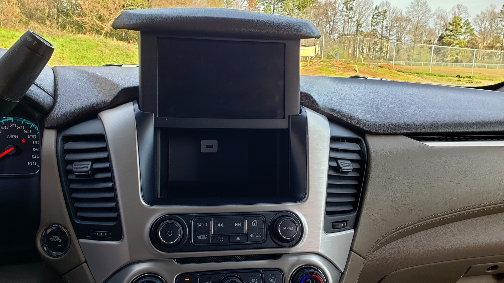 Used 2017 GMC YUKON SLT 4WD / NAV TOUCH SCREEN / BOSE / REARVIEW / 3-ROW for sale Sold at Formula Imports in Charlotte NC 28227 94