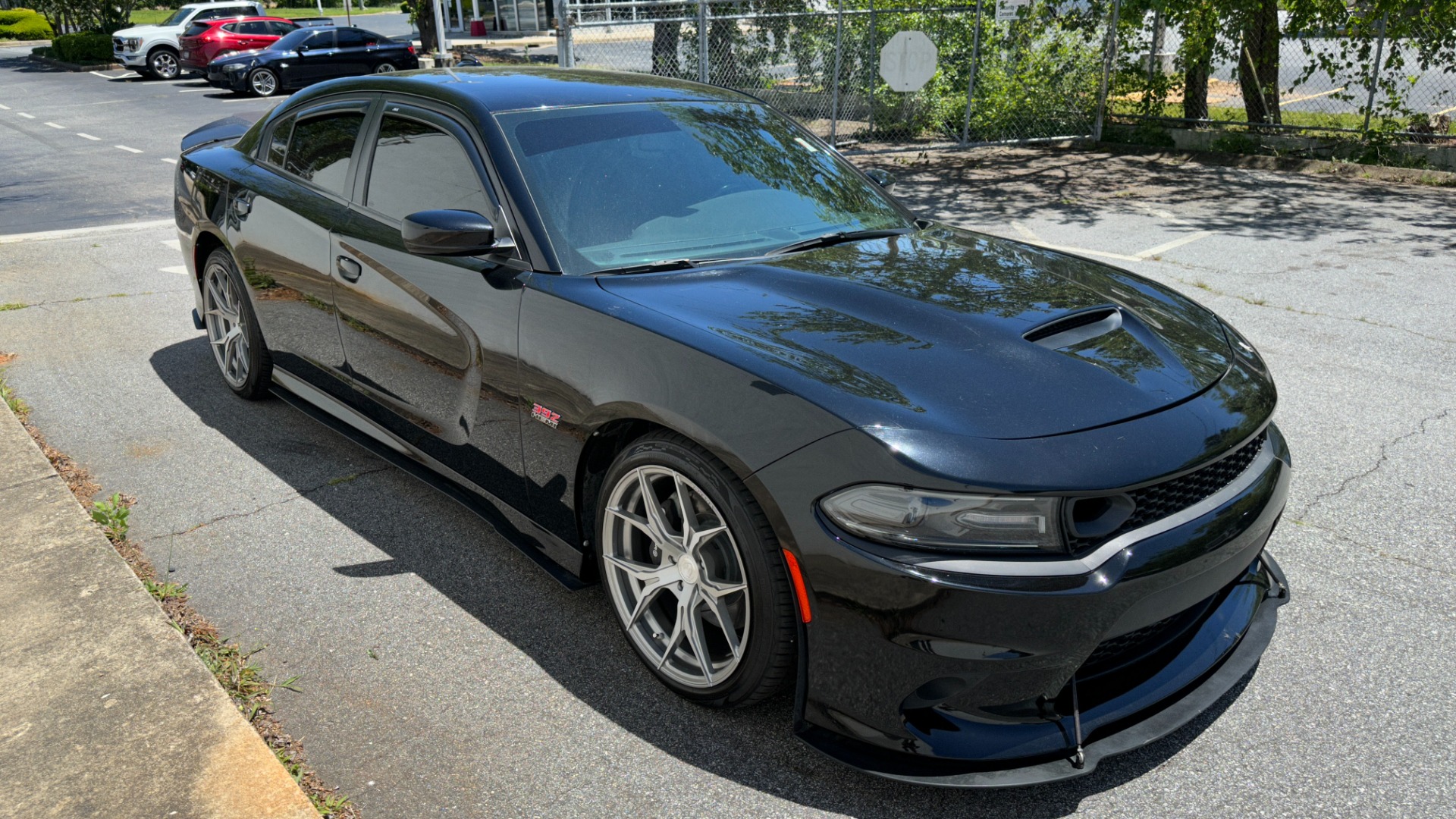 Used 2020 Dodge Charger SCAT PACK / UPGRADED WHEELS / UPGRADED AERO / CLOTH INTERIOR for sale Sold at Formula Imports in Charlotte NC 28227 5