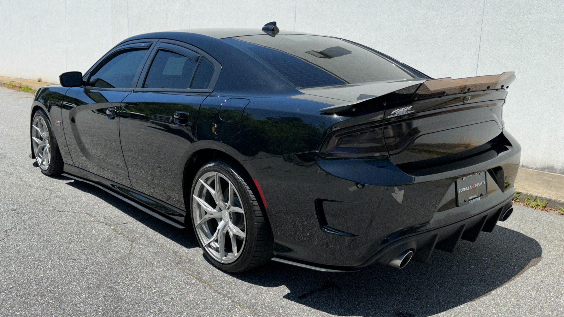 Used 2020 Dodge Charger SCAT PACK / UPGRADED WHEELS / UPGRADED AERO / CLOTH INTERIOR for sale $47,995 at Formula Imports in Charlotte NC 28227 6