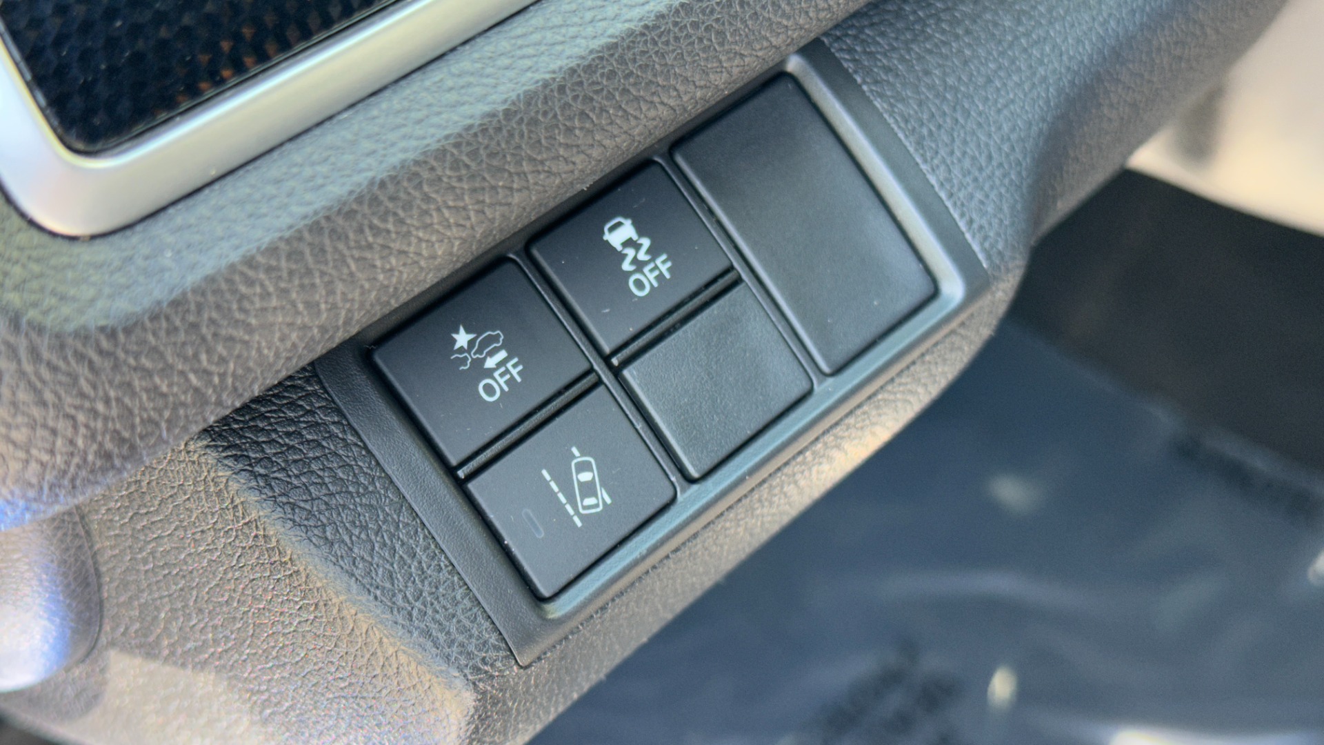 Used 2020 Honda Civic Sedan Sport for sale $25,495 at Formula Imports in Charlotte NC 28227 16