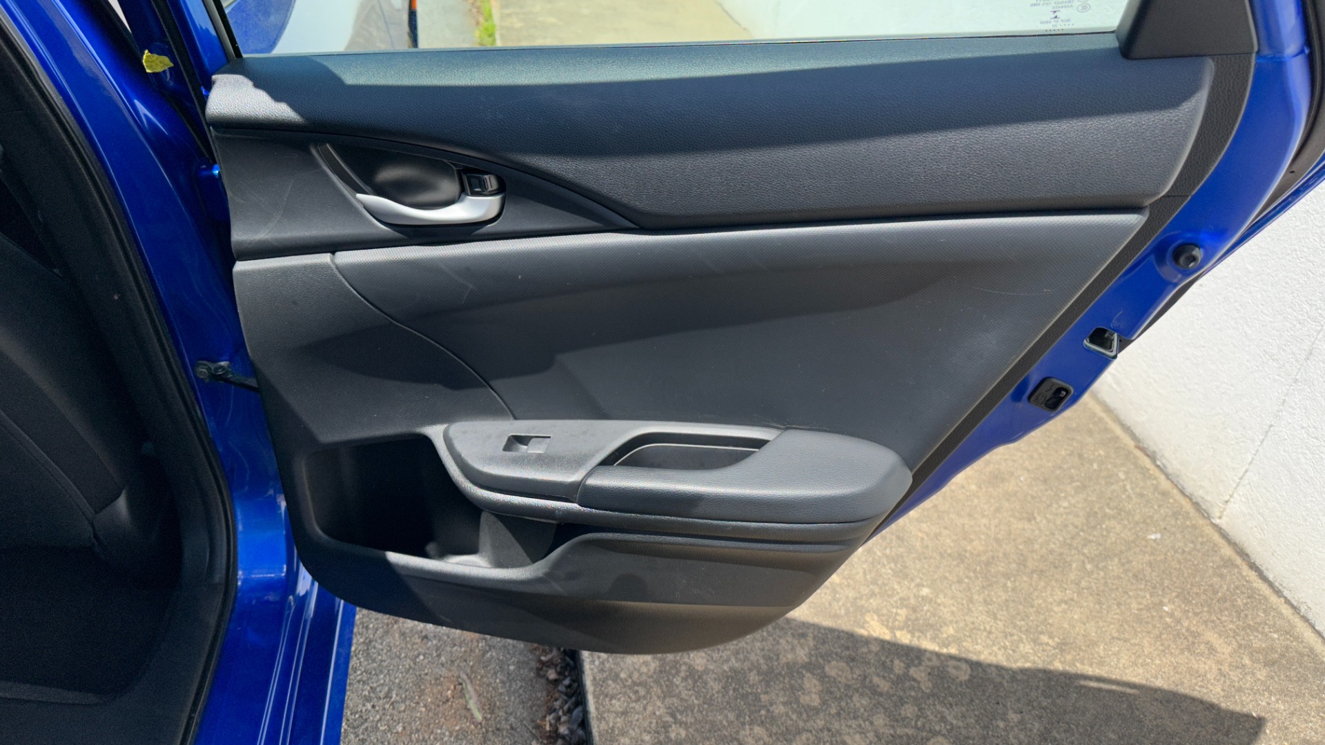 Used 2020 Honda Civic Sedan Sport for sale $25,495 at Formula Imports in Charlotte NC 28227 29