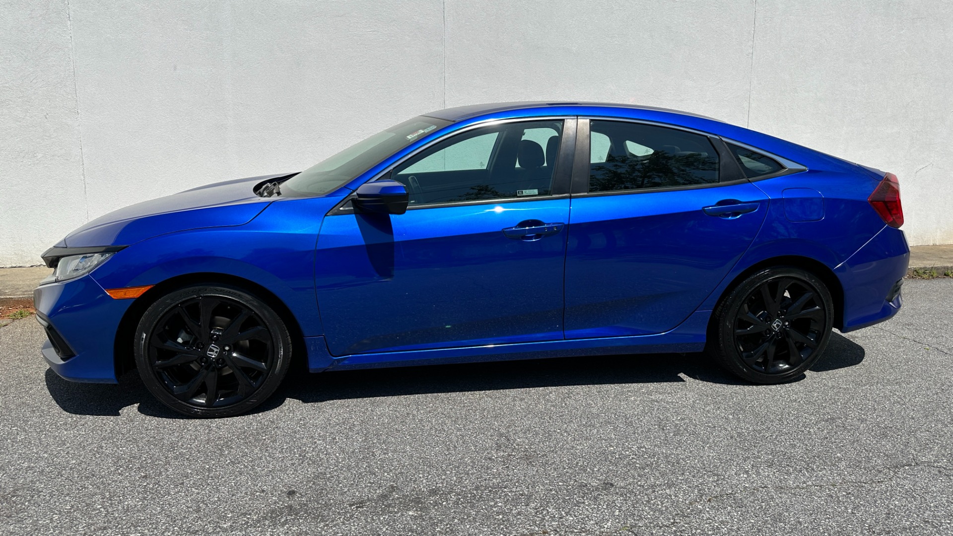 Used 2020 Honda Civic Sedan Sport for sale $25,495 at Formula Imports in Charlotte NC 28227 3