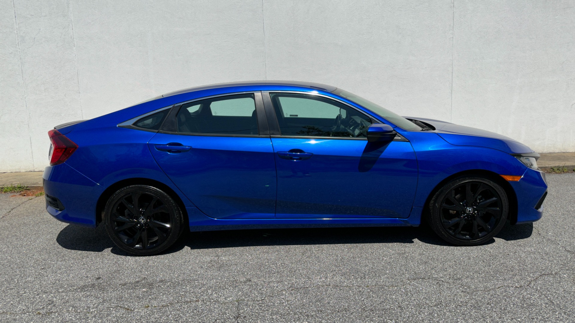Used 2020 Honda Civic Sedan Sport for sale $25,495 at Formula Imports in Charlotte NC 28227 6