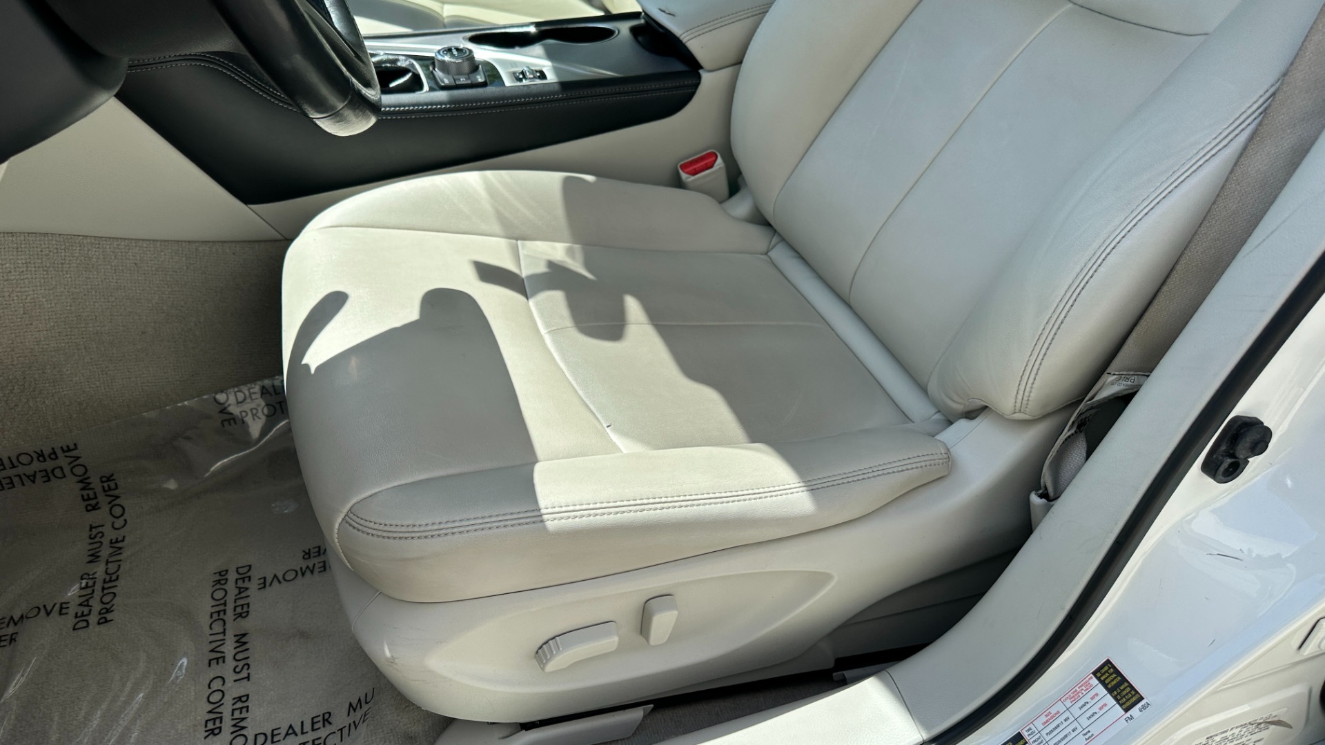 Used 2015 INFINITI Q50 AWD /SPORT/PEARL PAINT/MOONROOF PKG/ALL WEATHER PKG / CARGO PKG for sale Sold at Formula Imports in Charlotte NC 28227 14