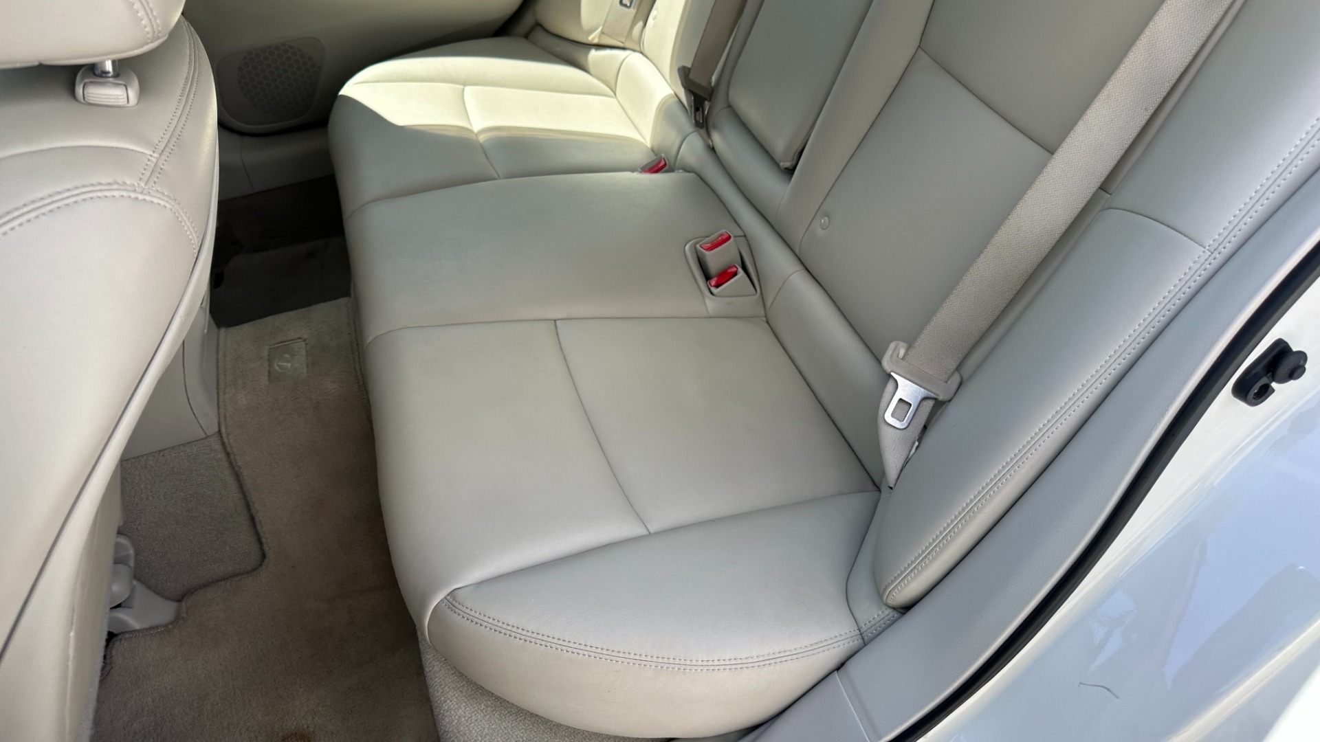 Used 2015 INFINITI Q50 AWD / PEARL PAINT / MOONROOF PKG / ALL WEATHER PKG / CARGO PKG for sale $16,995 at Formula Imports in Charlotte NC 28227 24