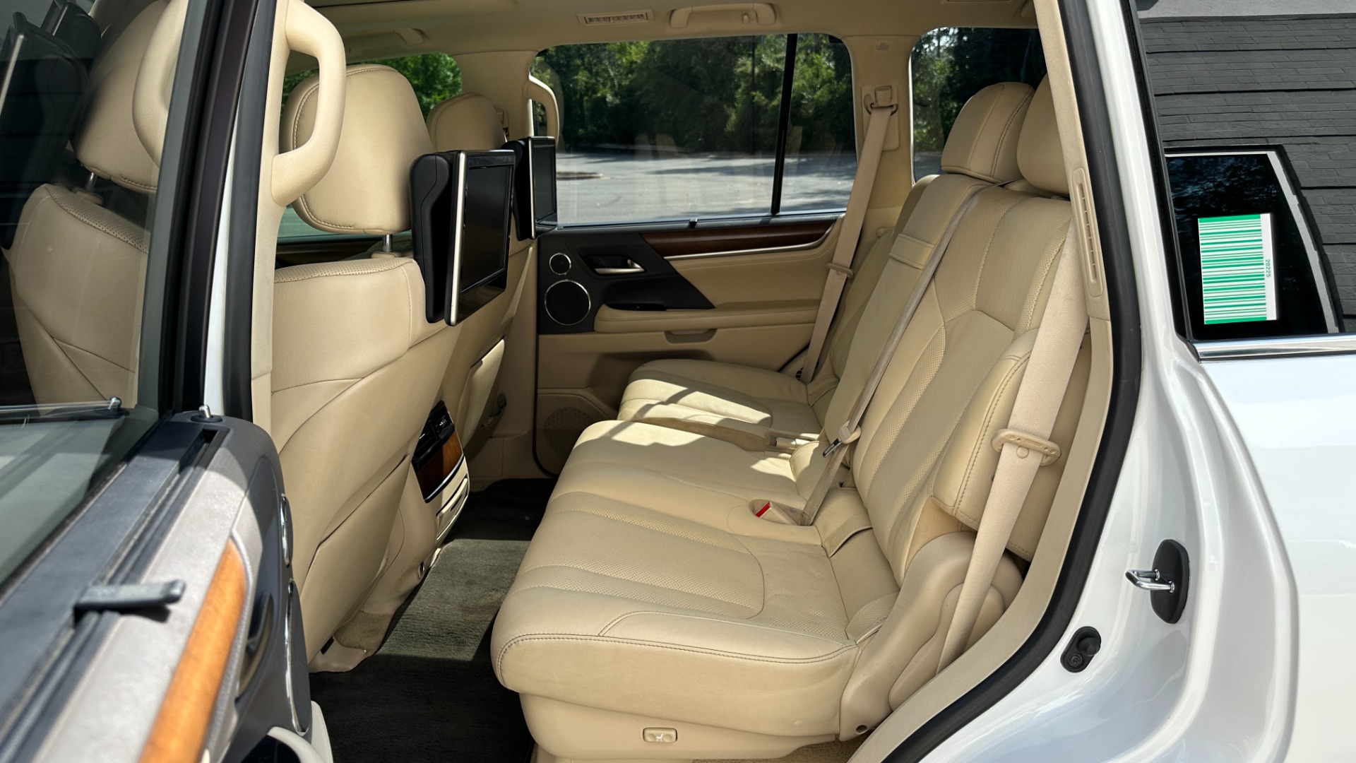 Used 2017 Lexus LX LX 570 LUXURY / MARK LEVINSON / REAR DVD SCREENS / 3 ROW / 4WD for sale Sold at Formula Imports in Charlotte NC 28227 28