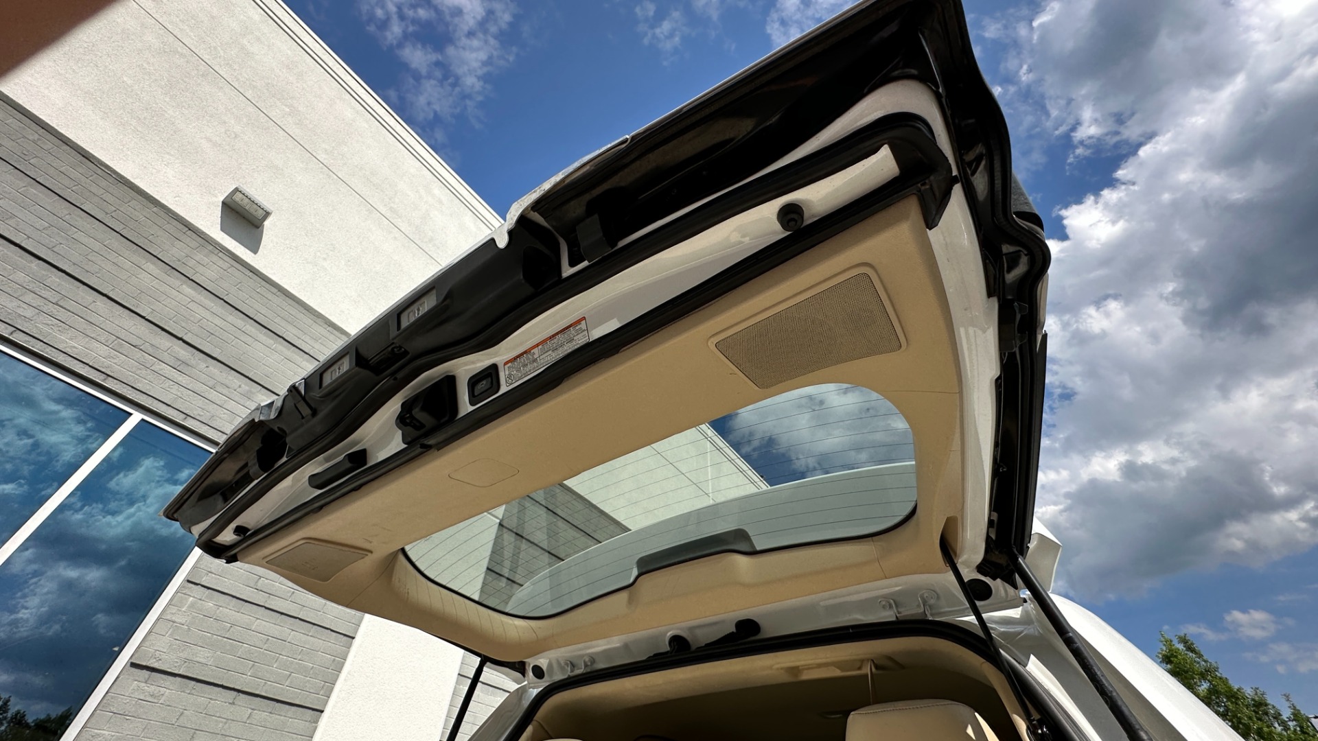 Used 2017 Lexus LX LX 570 LUXURY / MARK LEVINSON / REAR DVD SCREENS / 3 ROW / 4WD for sale $46,995 at Formula Imports in Charlotte NC 28227 46