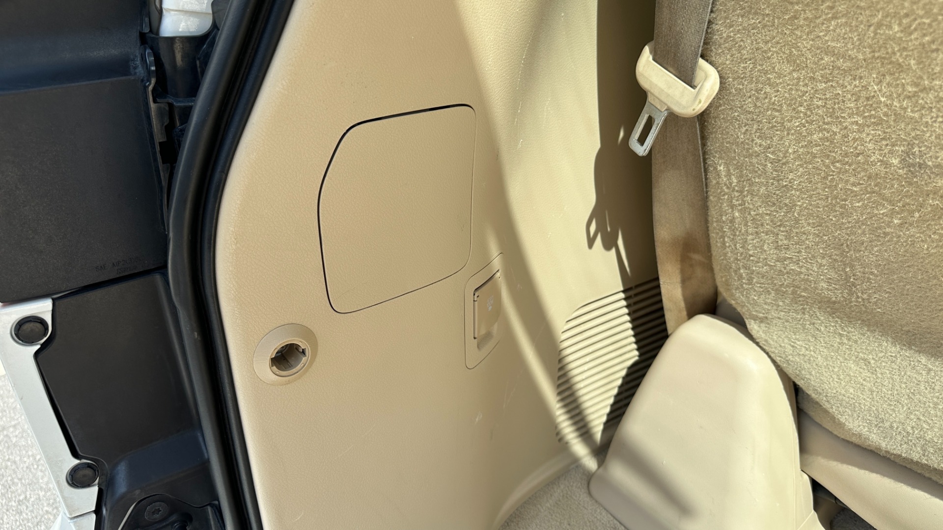 Used 2017 Lexus LX LX 570 LUXURY / MARK LEVINSON / REAR DVD SCREENS / 3 ROW / 4WD for sale $46,995 at Formula Imports in Charlotte NC 28227 52