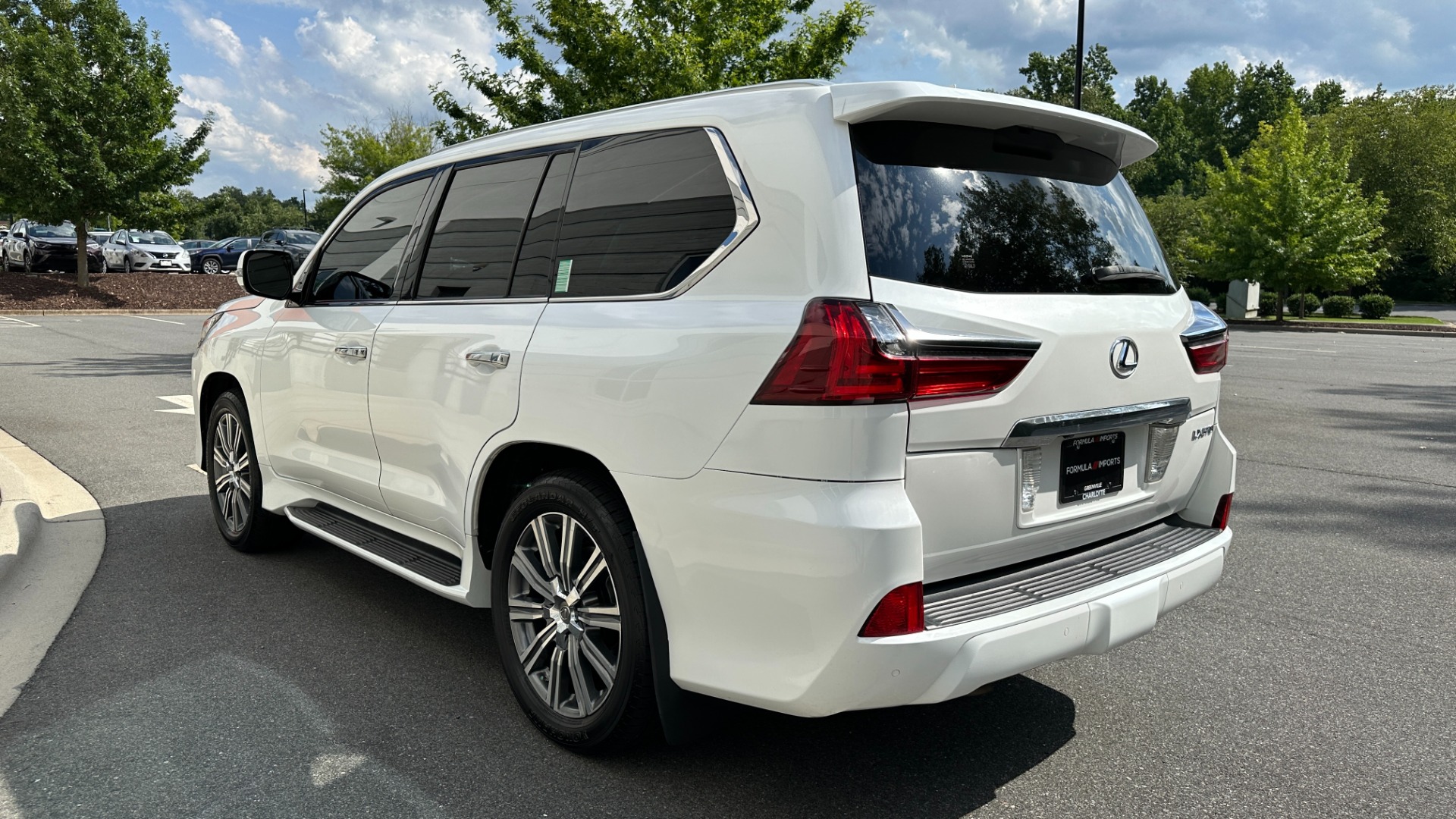 Used 2017 Lexus LX LX 570 LUXURY / MARK LEVINSON / REAR DVD SCREENS / 3 ROW / 4WD for sale $46,995 at Formula Imports in Charlotte NC 28227 7
