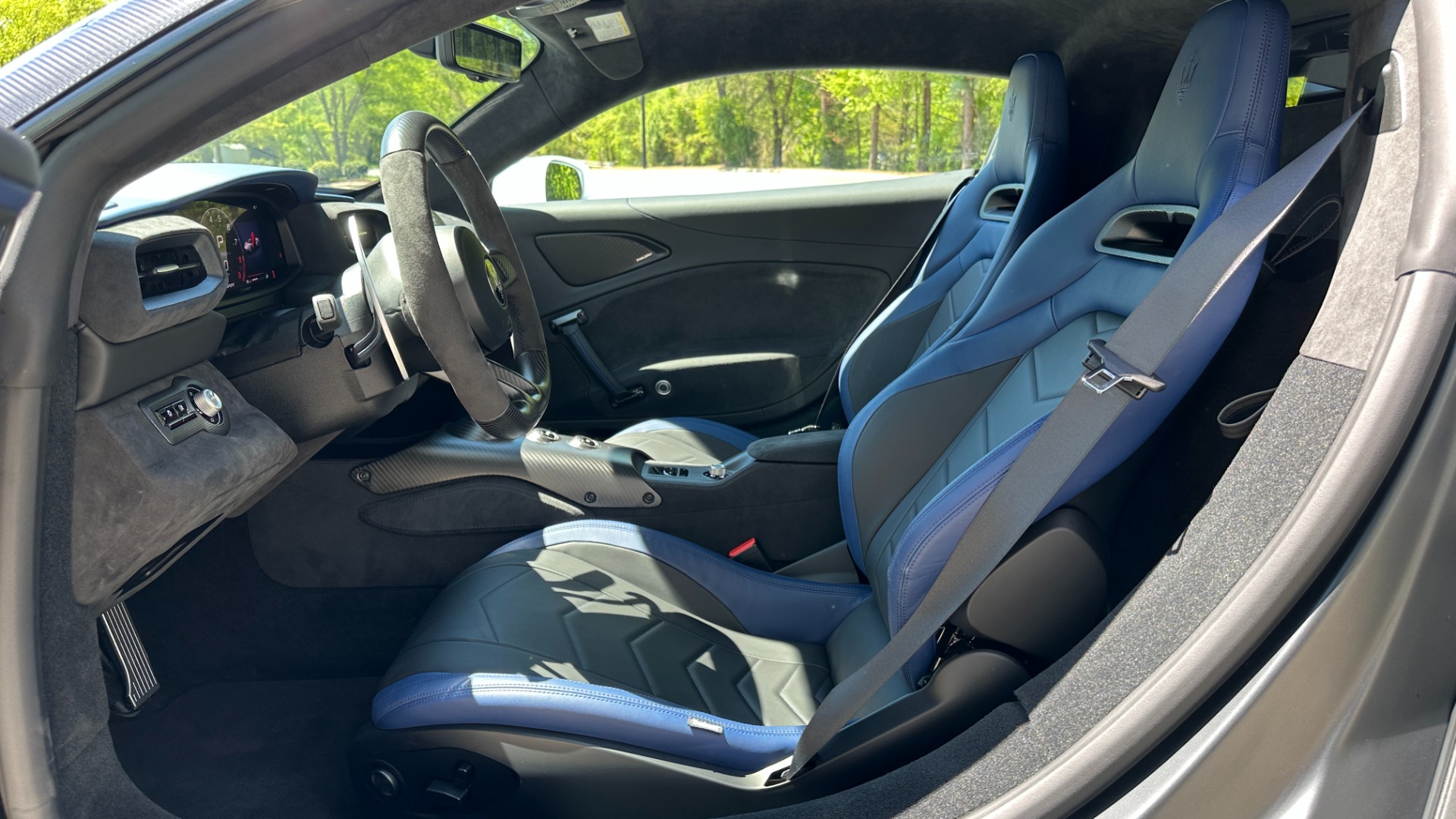 Used 2022 Maserati MC20 TWIN TURBO V6 / $35K FULL CARBON PKG / FRONT LIFT / MATTE PAINT / PPF for sale $278,000 at Formula Imports in Charlotte NC 28227 15
