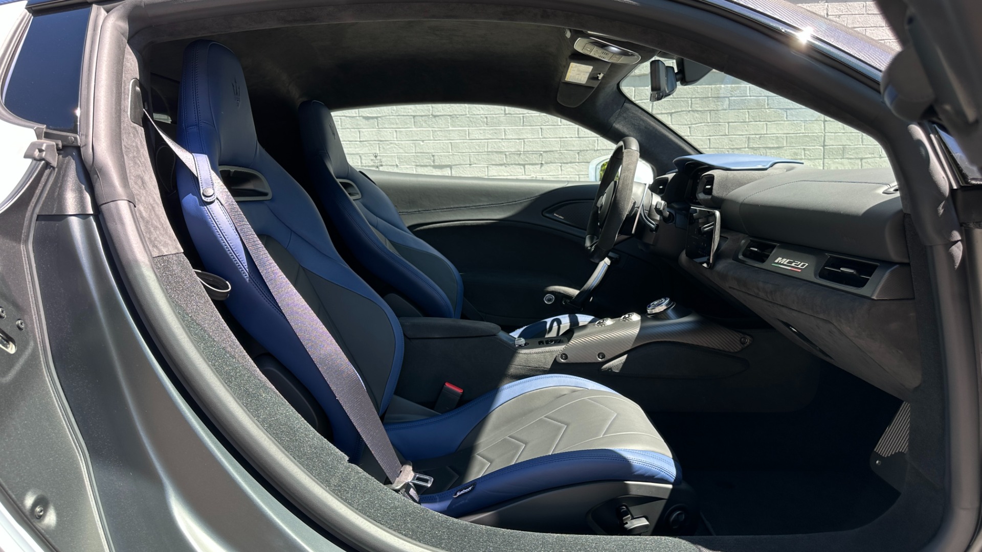 Used 2022 Maserati MC20 TWIN TURBO V6 / $35K FULL CARBON PKG / FRONT LIFT / MATTE PAINT / PPF for sale $278,000 at Formula Imports in Charlotte NC 28227 34