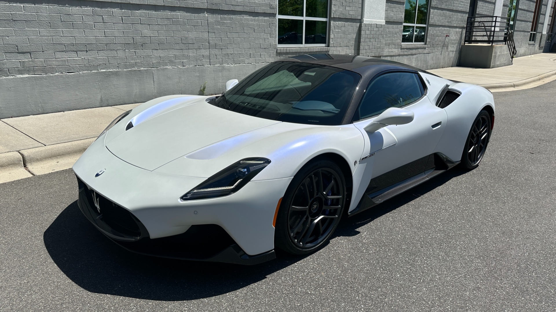 Used 2022 Maserati MC20 TWIN TURBO V6 / $35K FULL CARBON PKG / FRONT LIFT / MATTE PAINT / PPF for sale $278,000 at Formula Imports in Charlotte NC 28227 4
