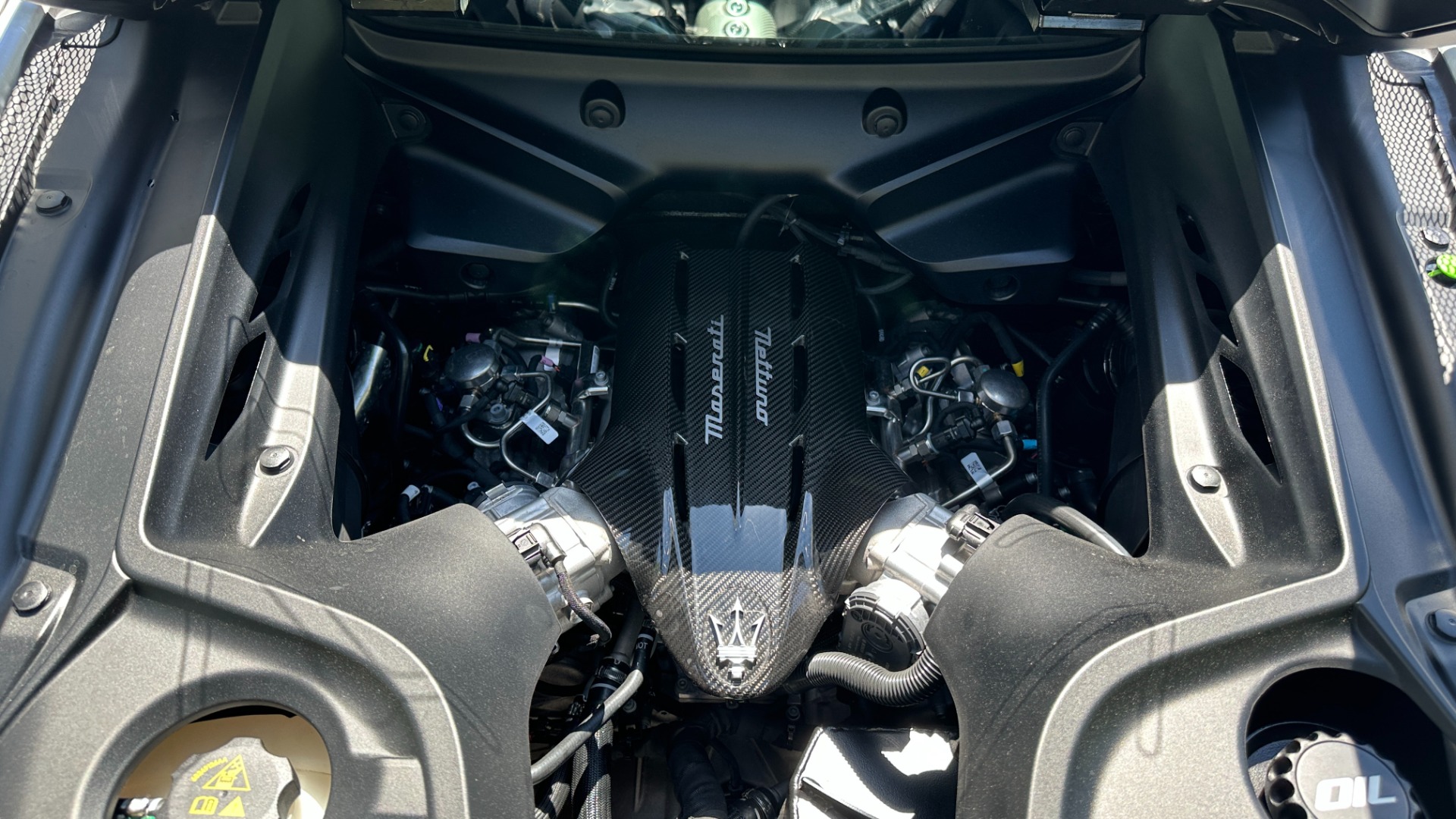 Used 2022 Maserati MC20 TWIN TURBO V6 / $35K FULL CARBON PKG / FRONT LIFT / MATTE PAINT / PPF for sale $278,000 at Formula Imports in Charlotte NC 28227 51