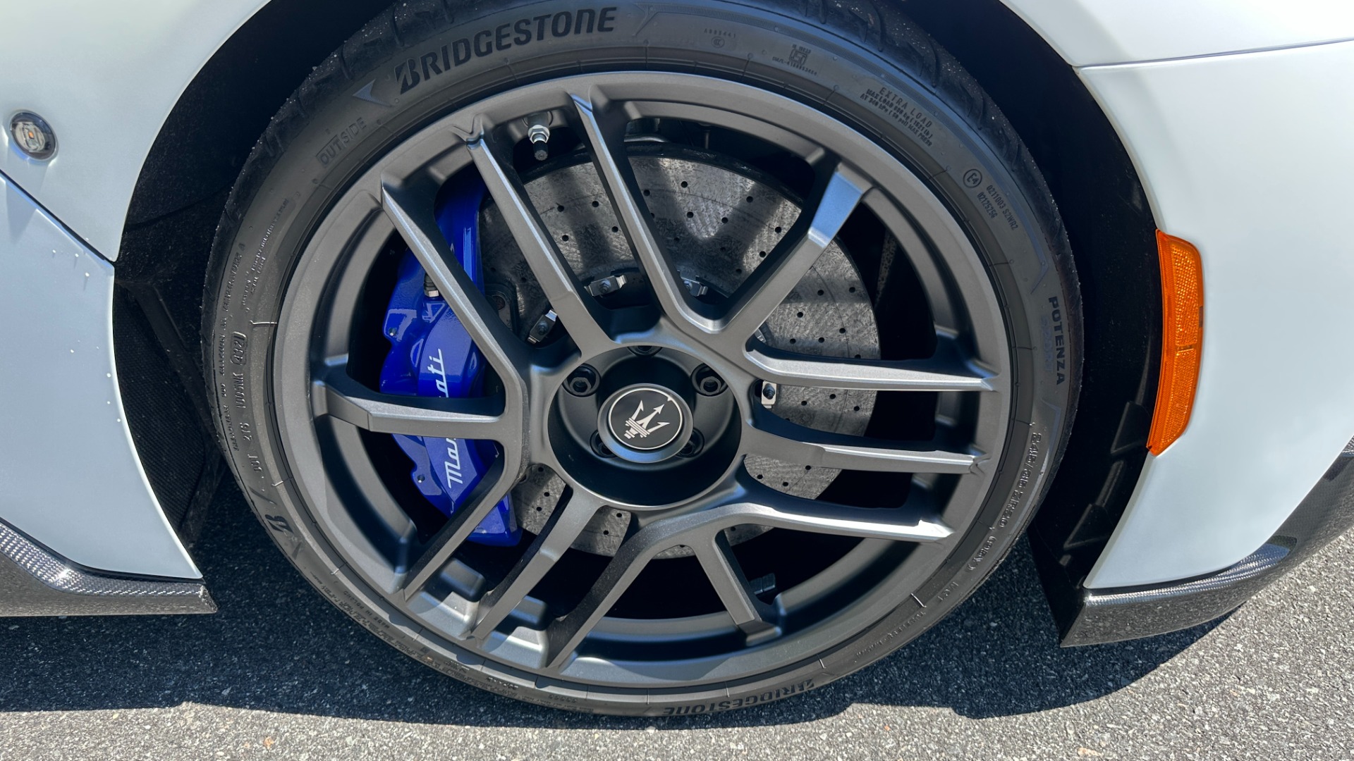 Used 2022 Maserati MC20 TWIN TURBO V6 / $35K FULL CARBON PKG / FRONT LIFT / MATTE PAINT / PPF for sale $278,000 at Formula Imports in Charlotte NC 28227 56