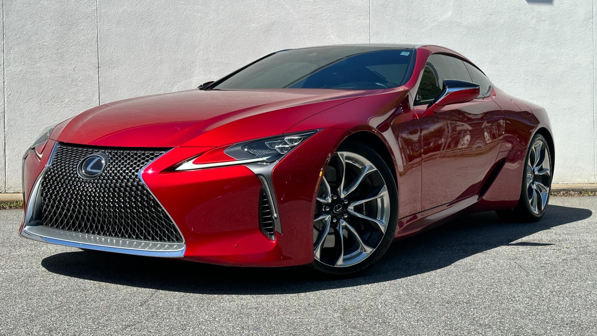 Used 2018 Lexus LC LC500 COUPE / 5.0L V8 / TOURING PACKAGE / 20IN WHEELS / CONVENIENCE PKG for sale Sold at Formula Imports in Charlotte NC 28227 1