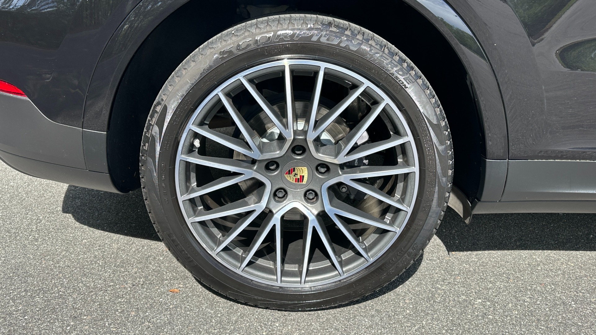 Used 2019 Porsche Cayenne AWD / PREMIUM / TOWING PKG / BOSE AUDIO / GLOSS BLACK TRIM for sale $54,995 at Formula Imports in Charlotte NC 28227 45