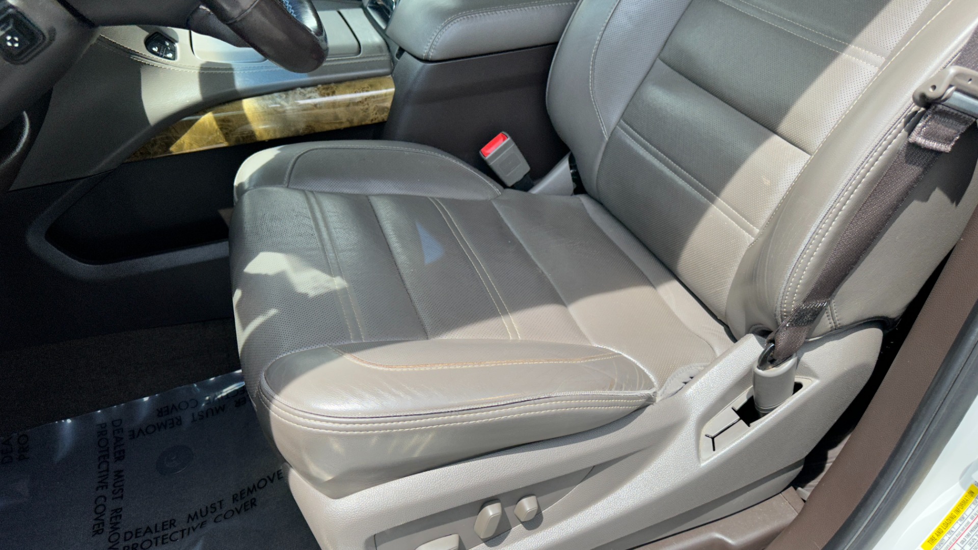 Used 2017 GMC Yukon XL DENALI / OPEN ROAD PACKAGE / REAR ENTERTAINMENT / THEFT SYSTEM for sale $29,495 at Formula Imports in Charlotte NC 28227 13