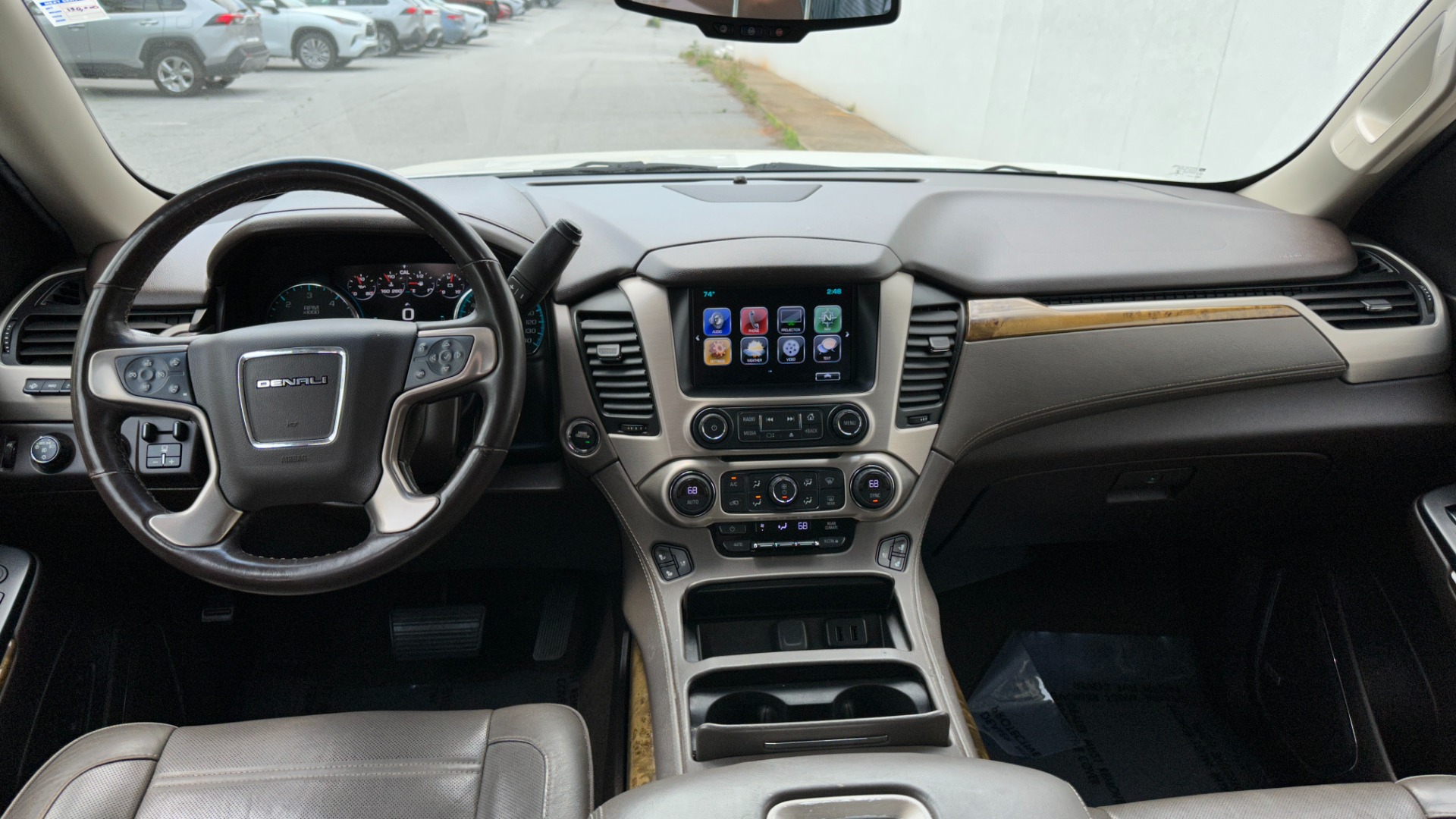 Used 2017 GMC Yukon XL DENALI / OPEN ROAD PACKAGE / REAR ENTERTAINMENT / THEFT SYSTEM for sale $29,495 at Formula Imports in Charlotte NC 28227 30
