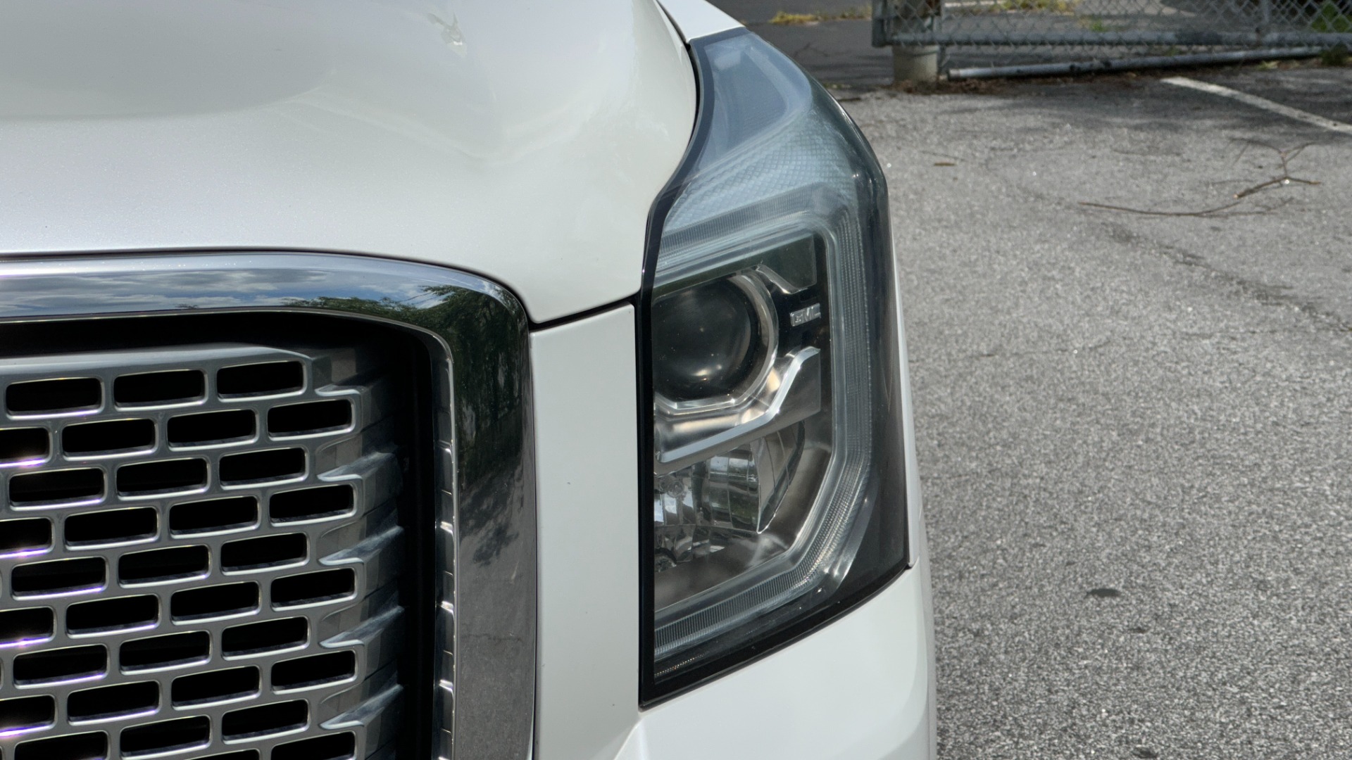 Used 2017 GMC Yukon XL DENALI / OPEN ROAD PACKAGE / REAR ENTERTAINMENT / THEFT SYSTEM for sale $29,495 at Formula Imports in Charlotte NC 28227 56