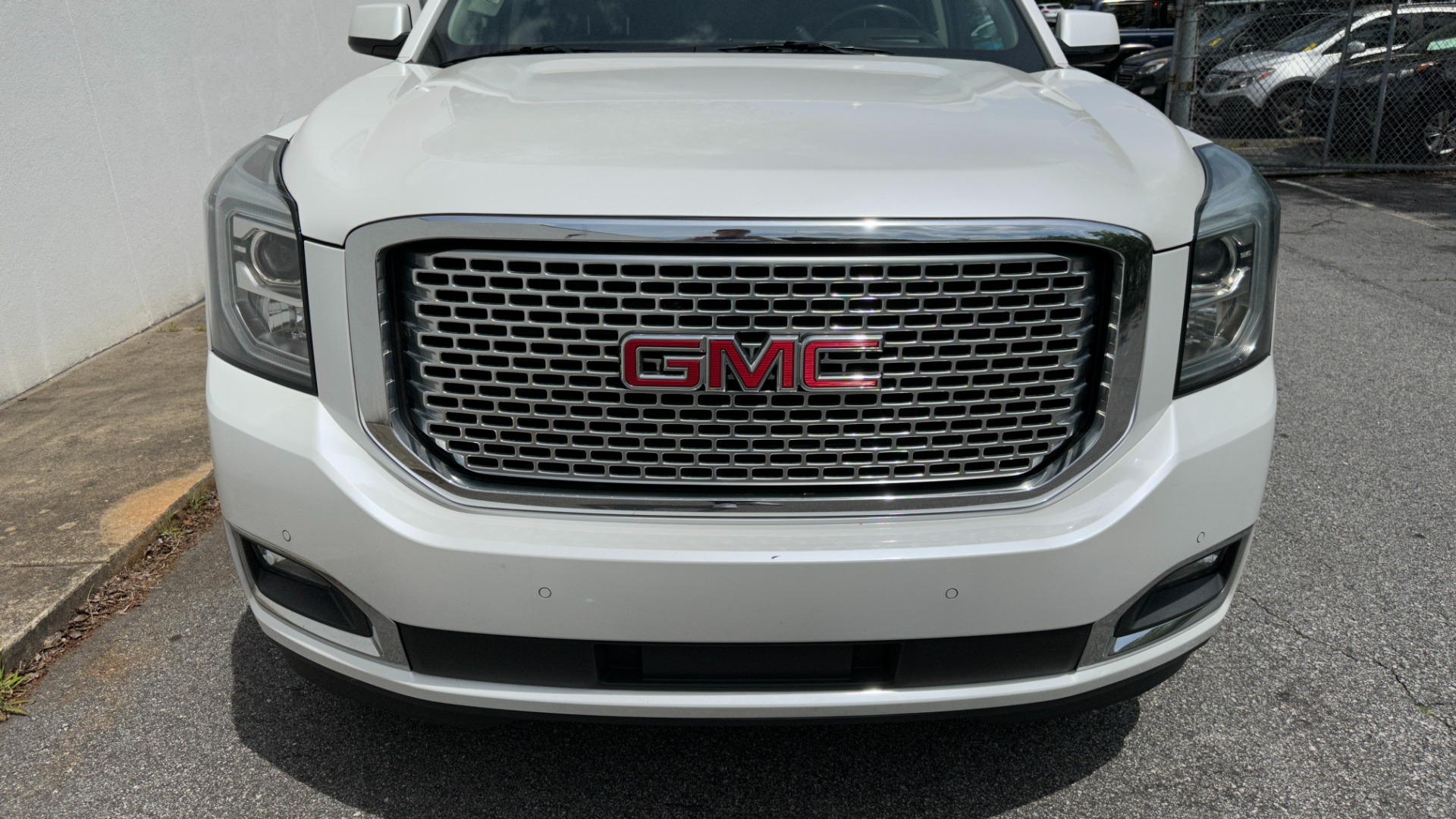 Used 2017 GMC Yukon XL DENALI / OPEN ROAD PACKAGE / REAR ENTERTAINMENT / THEFT SYSTEM for sale $29,495 at Formula Imports in Charlotte NC 28227 8