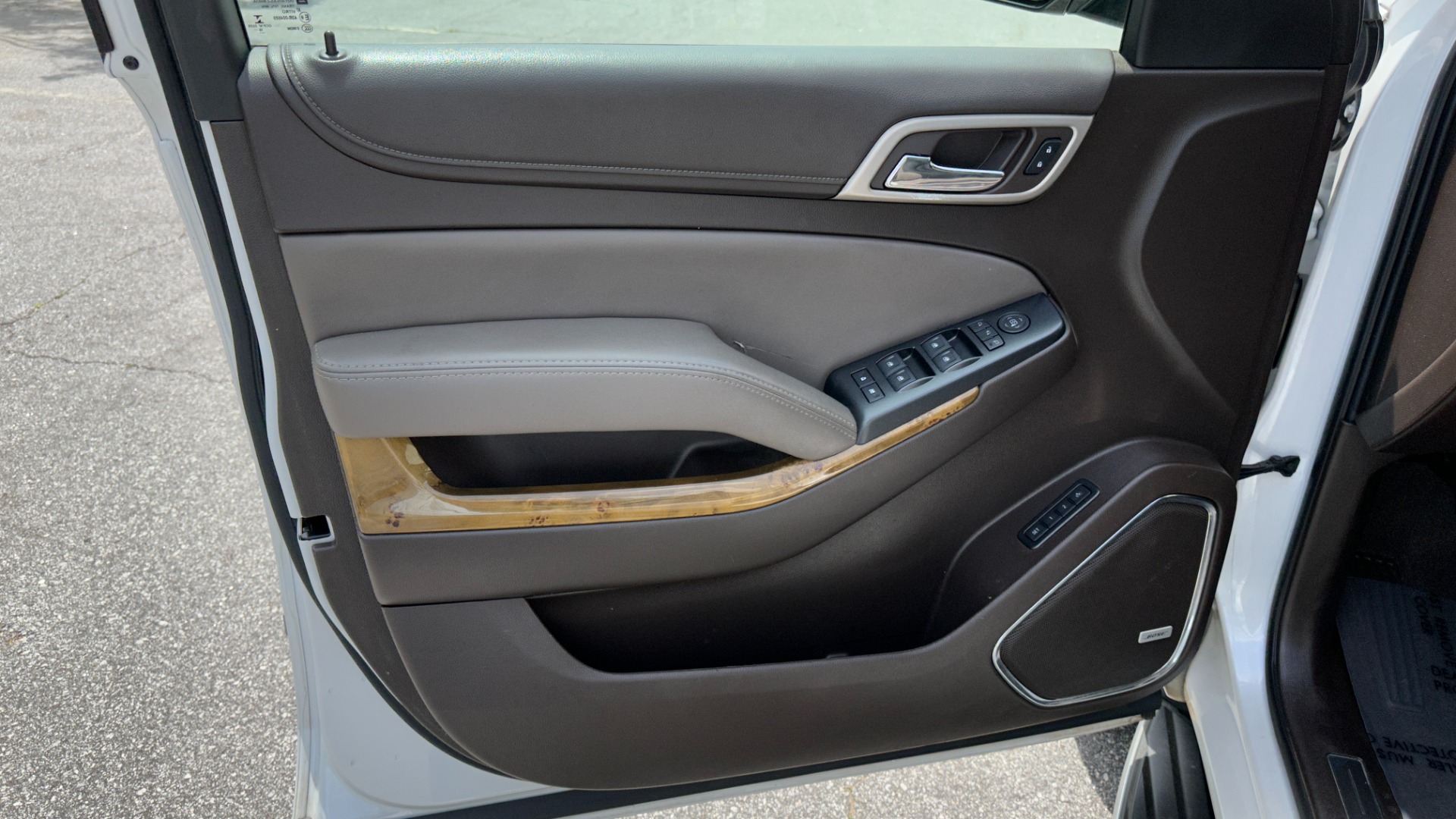 Used 2017 GMC Yukon XL DENALI / OPEN ROAD PACKAGE / REAR ENTERTAINMENT / THEFT SYSTEM for sale $29,495 at Formula Imports in Charlotte NC 28227 9