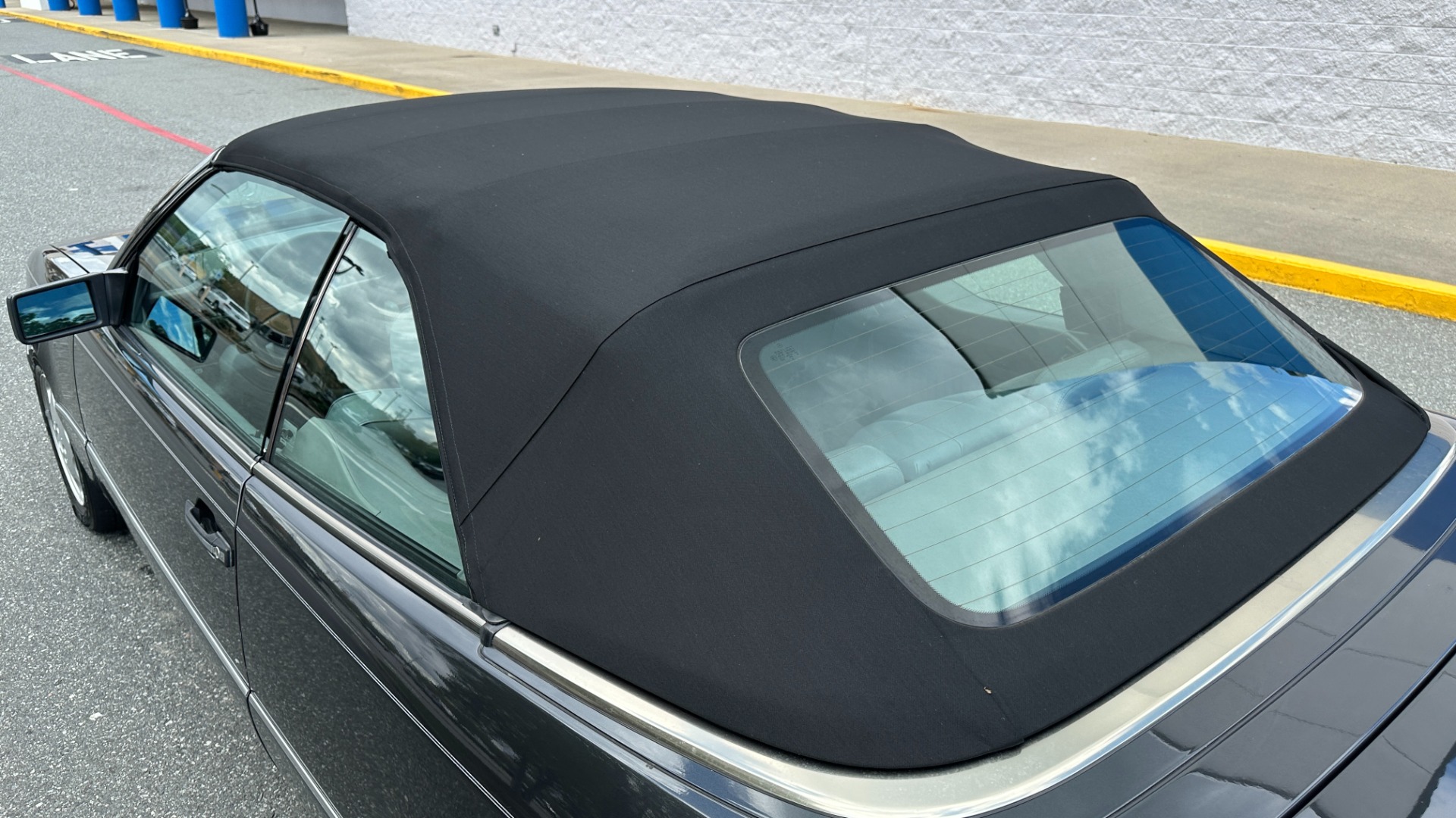 Used 1994 Mercedes-Benz 300 Series E 320 / CONVERTIBLE / MEMORY / POWER TOP / INLINE 6CYL / LEATHER for sale $23,500 at Formula Imports in Charlotte NC 28227 11