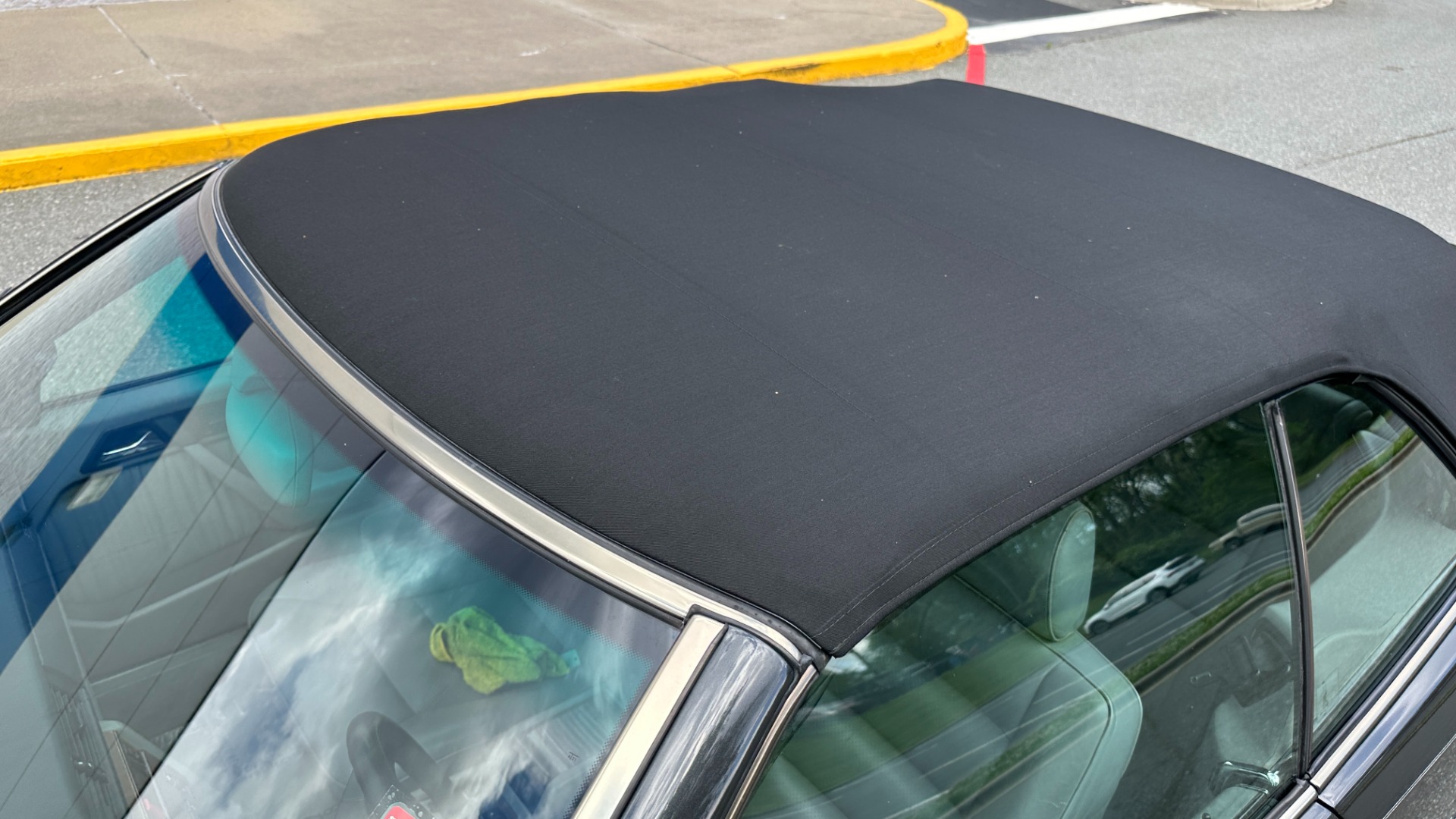 Used 1994 Mercedes-Benz 300 Series E 320 / CONVERTIBLE / MEMORY / POWER TOP / INLINE 6CYL / LEATHER for sale $23,500 at Formula Imports in Charlotte NC 28227 14