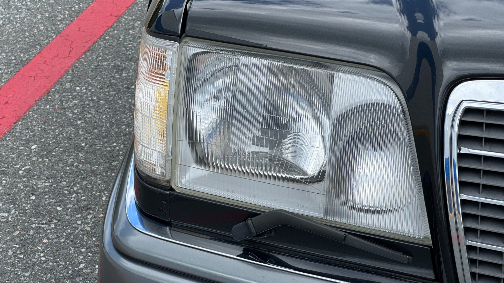 Used 1994 Mercedes-Benz 300 Series E 320 / CONVERTIBLE / MEMORY / POWER TOP / INLINE 6CYL / LEATHER for sale $23,500 at Formula Imports in Charlotte NC 28227 53