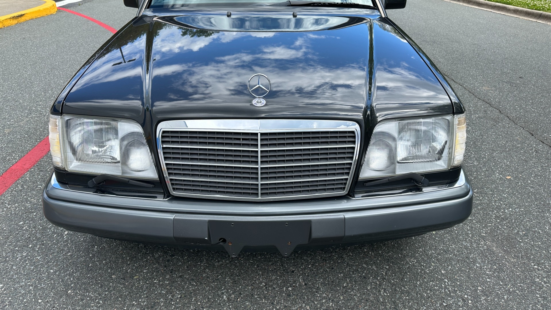 Used 1994 Mercedes-Benz 300 Series E 320 / CONVERTIBLE / MEMORY / POWER TOP / INLINE 6CYL / LEATHER for sale $23,500 at Formula Imports in Charlotte NC 28227 9