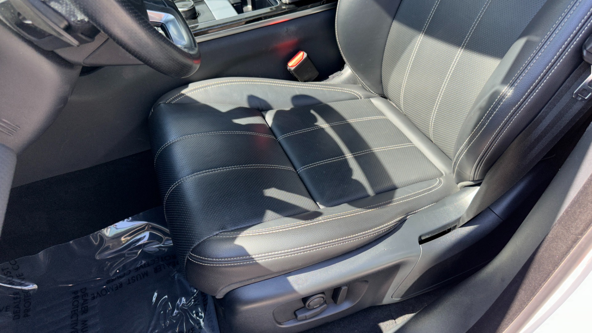 Used 2020 Land Rover Range Rover Velar S for sale Call for price at Formula Imports in Charlotte NC 28227 21
