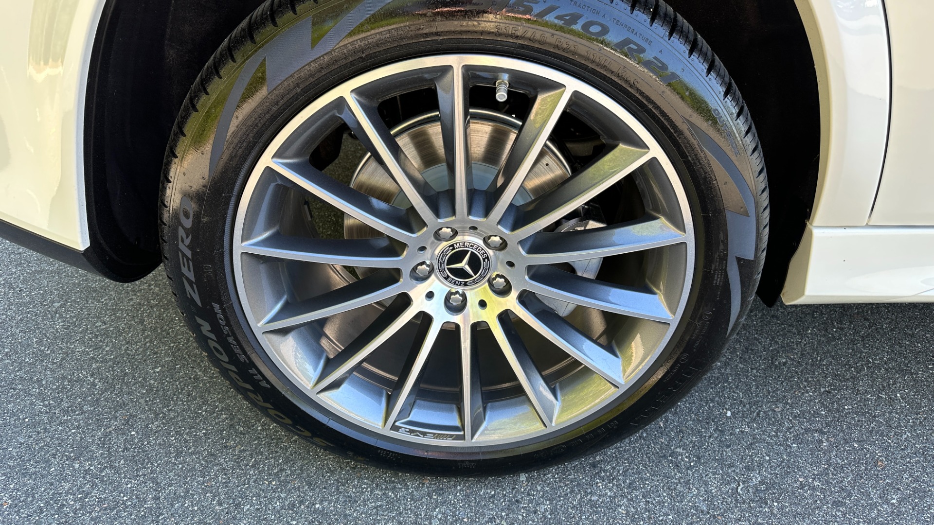Used 2023 Mercedes-Benz GLE GLE 450 / AMG LINE / PREMIUM / DRIVER 