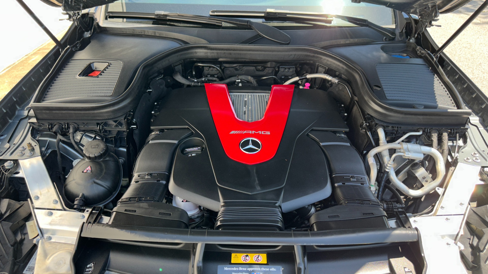 Used 2019 Mercedes-Benz GLC AMG GLC 43 / DRIVER ASSIST / CARBON FIBER / AMG 21IN WHEELS / BURMESTER for sale $41,995 at Formula Imports in Charlotte NC 28227 39