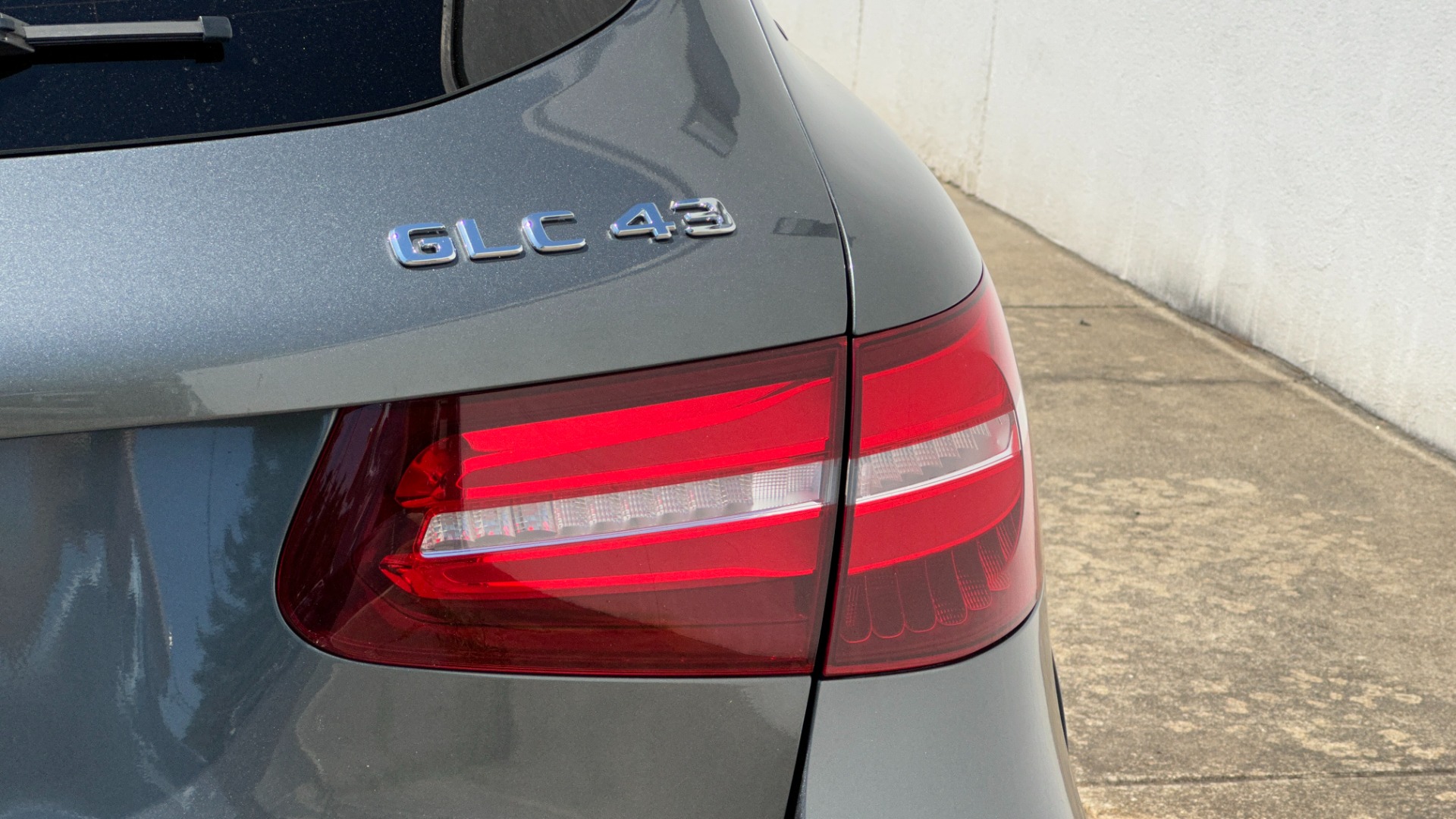 Used 2019 Mercedes-Benz GLC AMG GLC 43 / DRIVER ASSIST / CARBON FIBER / AMG 21IN WHEELS / BURMESTER for sale Sold at Formula Imports in Charlotte NC 28227 43