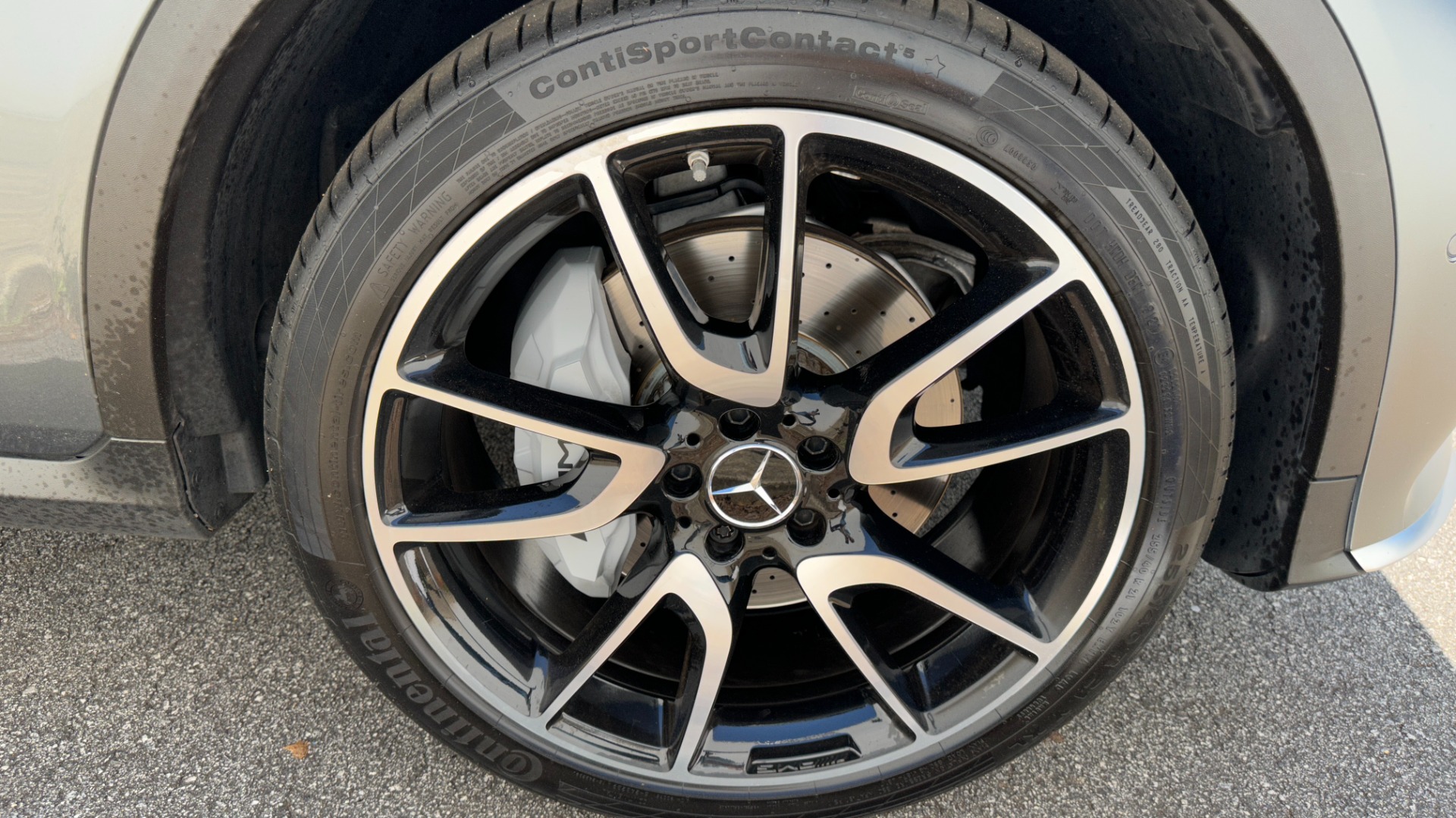 Used 2019 Mercedes-Benz GLC AMG GLC 43 / DRIVER ASSIST / CARBON FIBER / AMG 21IN WHEELS / BURMESTER for sale $41,995 at Formula Imports in Charlotte NC 28227 48