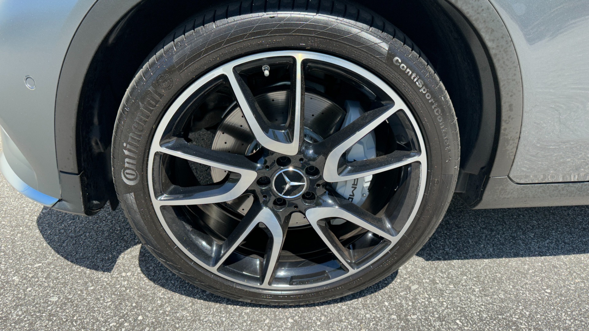 Used 2019 Mercedes-Benz GLC AMG GLC 43 / DRIVER ASSIST / CARBON FIBER / AMG 21IN WHEELS / BURMESTER for sale $41,995 at Formula Imports in Charlotte NC 28227 50