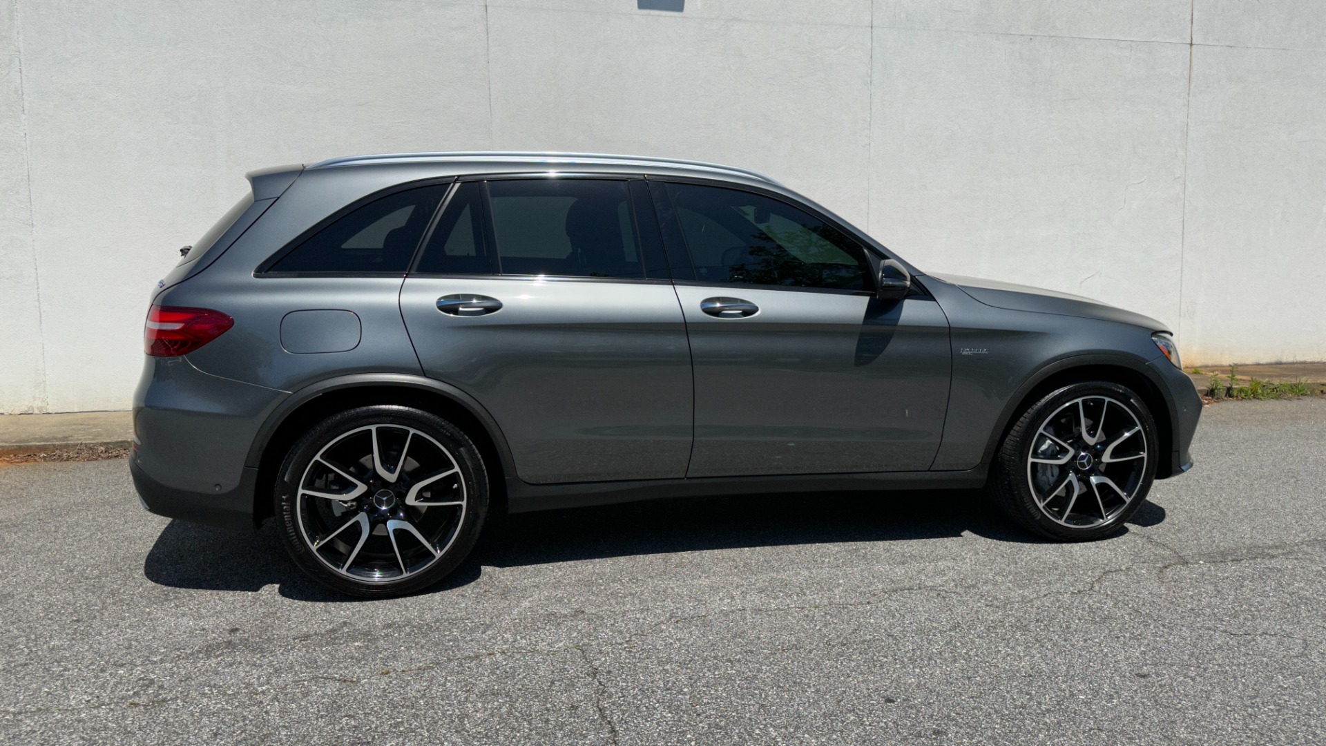 Used 2019 Mercedes-Benz GLC AMG GLC 43 / DRIVER ASSIST / CARBON FIBER / AMG 21IN WHEELS / BURMESTER for sale $41,995 at Formula Imports in Charlotte NC 28227 6