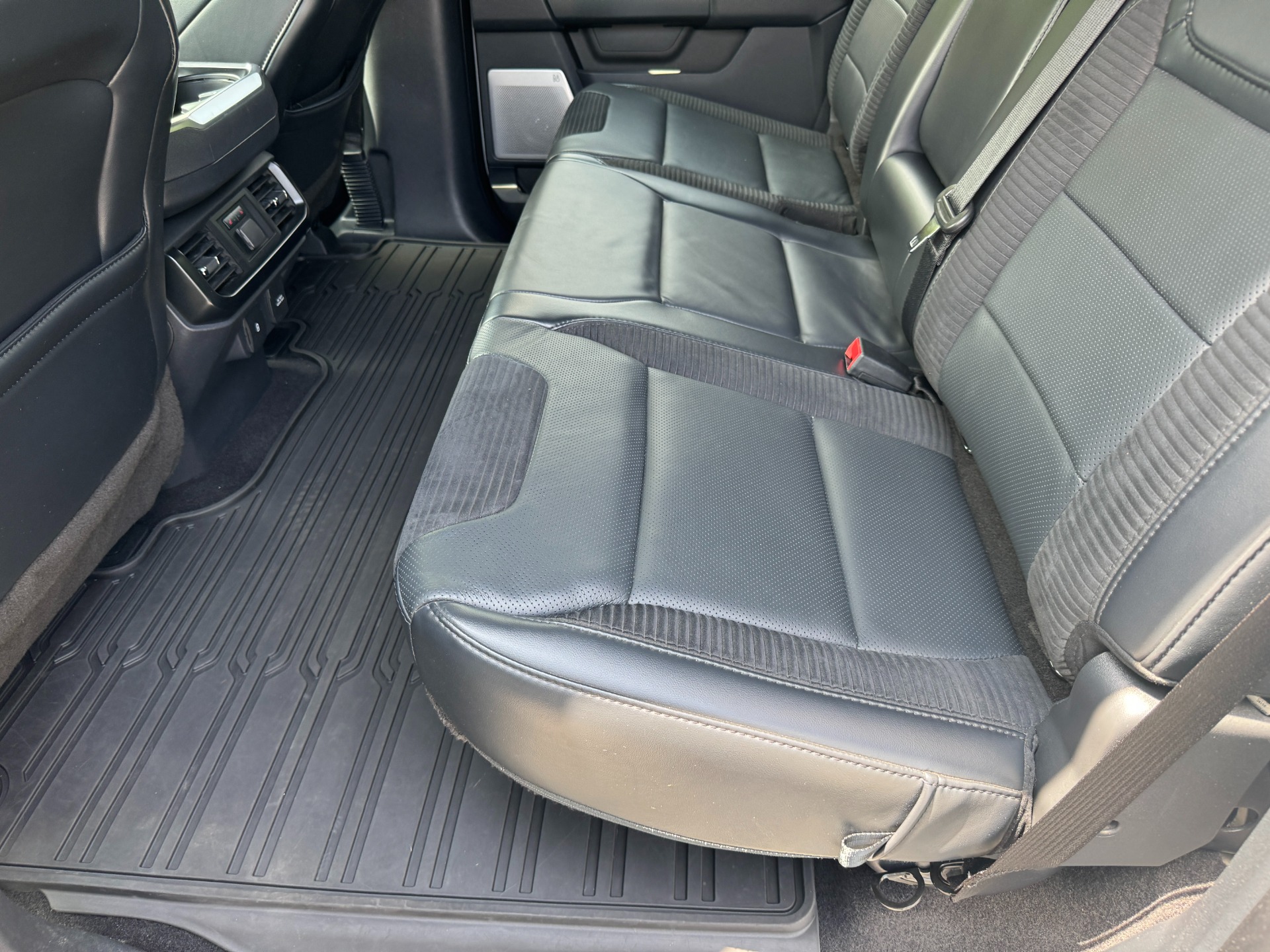 Used 2023 Ford F-150 Raptor 801A EQUIPMENT PKG for sale Sold at Formula Imports in Charlotte NC 28227 43