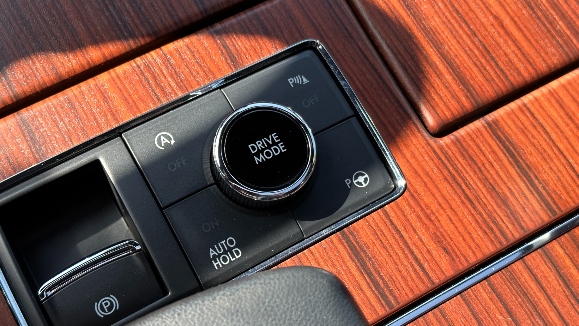 Used 2021 Lincoln Navigator Reserve for sale $73,250 at Formula Imports in Charlotte NC 28227 25