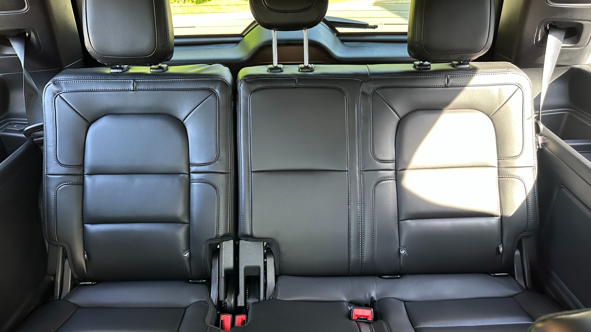 Used 2021 Lincoln Navigator Reserve for sale $73,250 at Formula Imports in Charlotte NC 28227 34