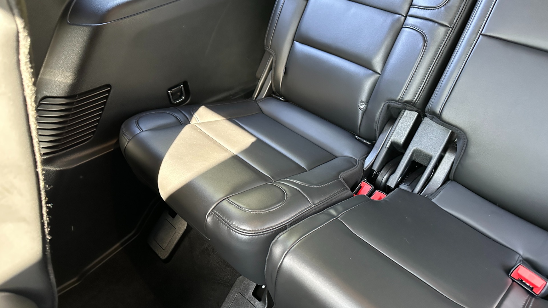 Used 2021 Lincoln Navigator Reserve for sale $73,250 at Formula Imports in Charlotte NC 28227 35