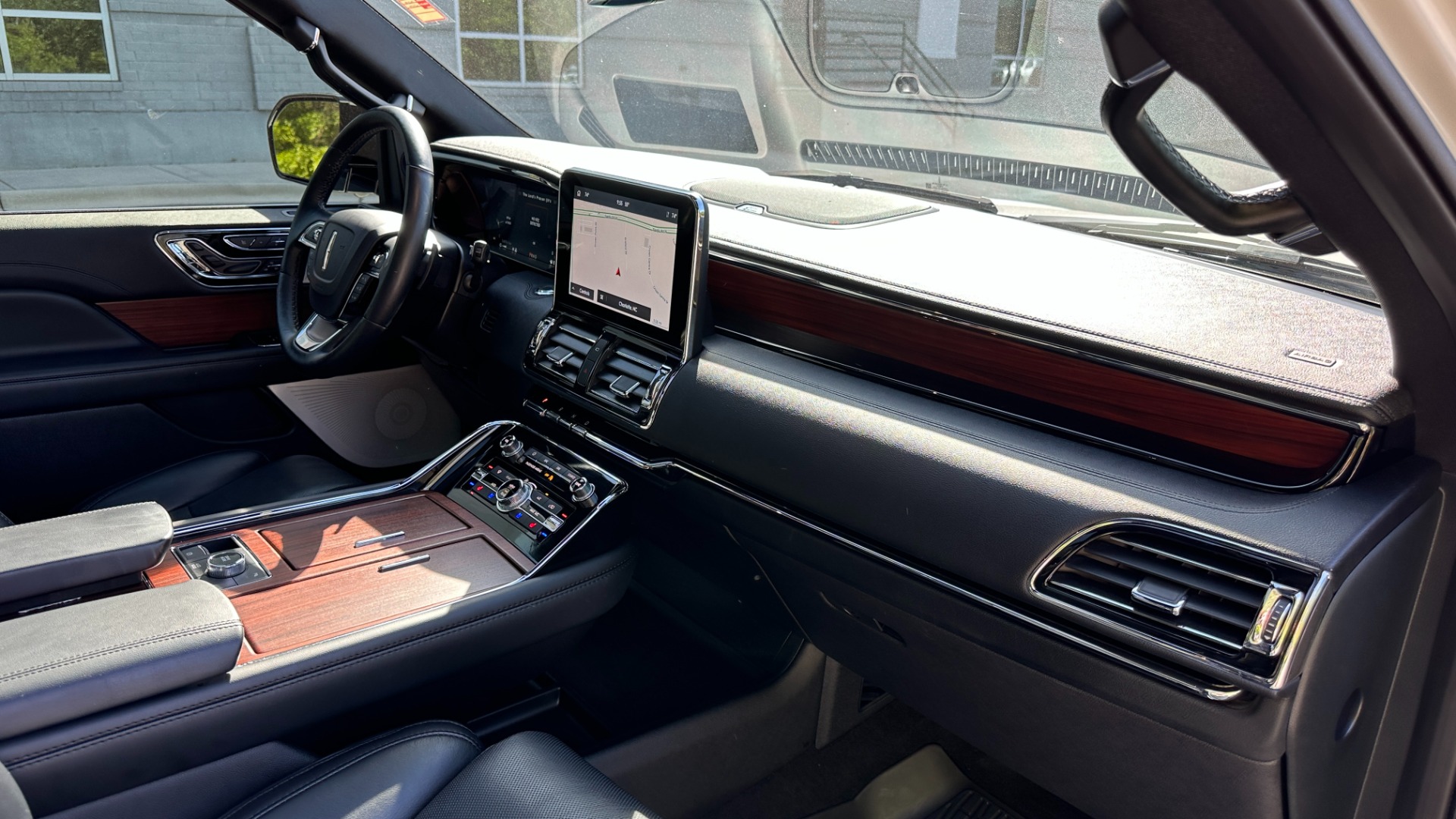 Used 2021 Lincoln Navigator Reserve for sale $73,250 at Formula Imports in Charlotte NC 28227 45