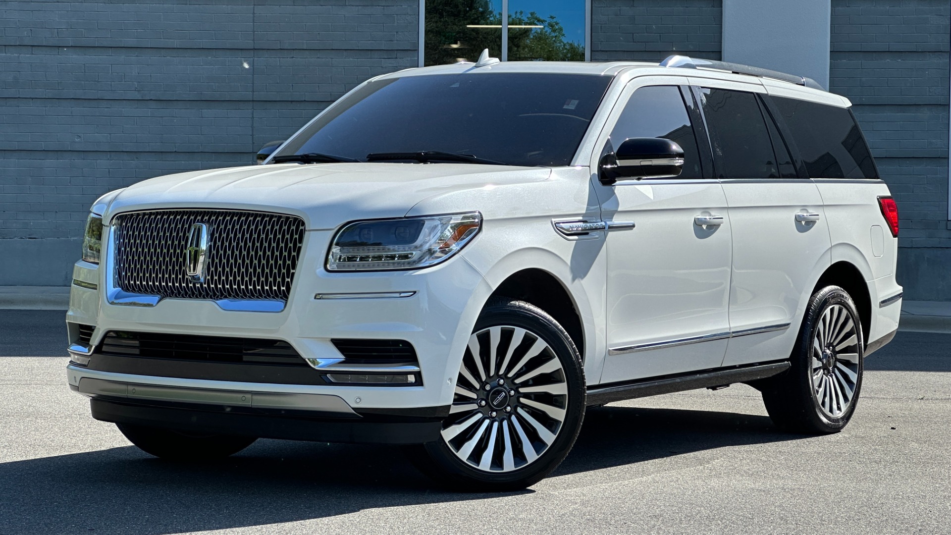 Used 2021 Lincoln Navigator Reserve for sale Sold at Formula Imports in Charlotte NC 28227 1