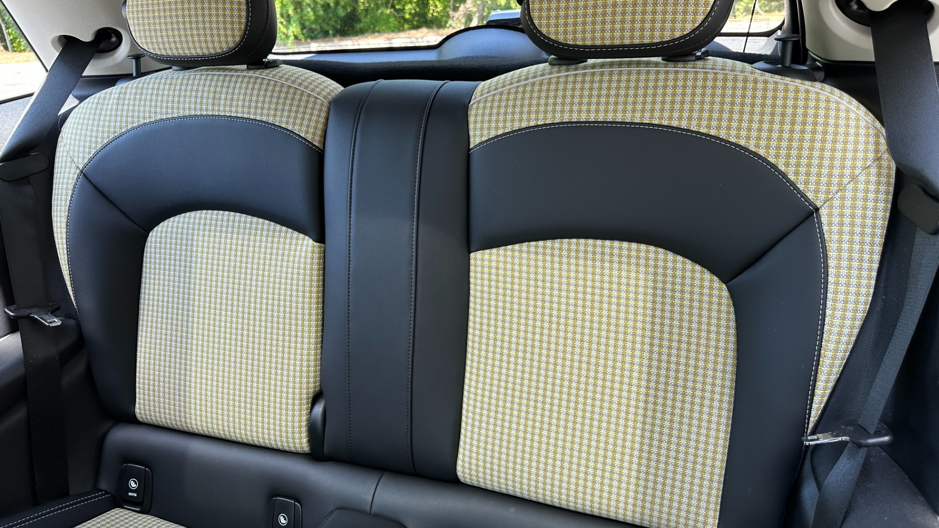 Used 2022 MINI Hardtop 2 Door Cooper SE / FULLY ELECTRIC / CHECKERED INTERIOR / ROOF RAILS / BRG PAINT for sale $28,300 at Formula Imports in Charlotte NC 28227 23