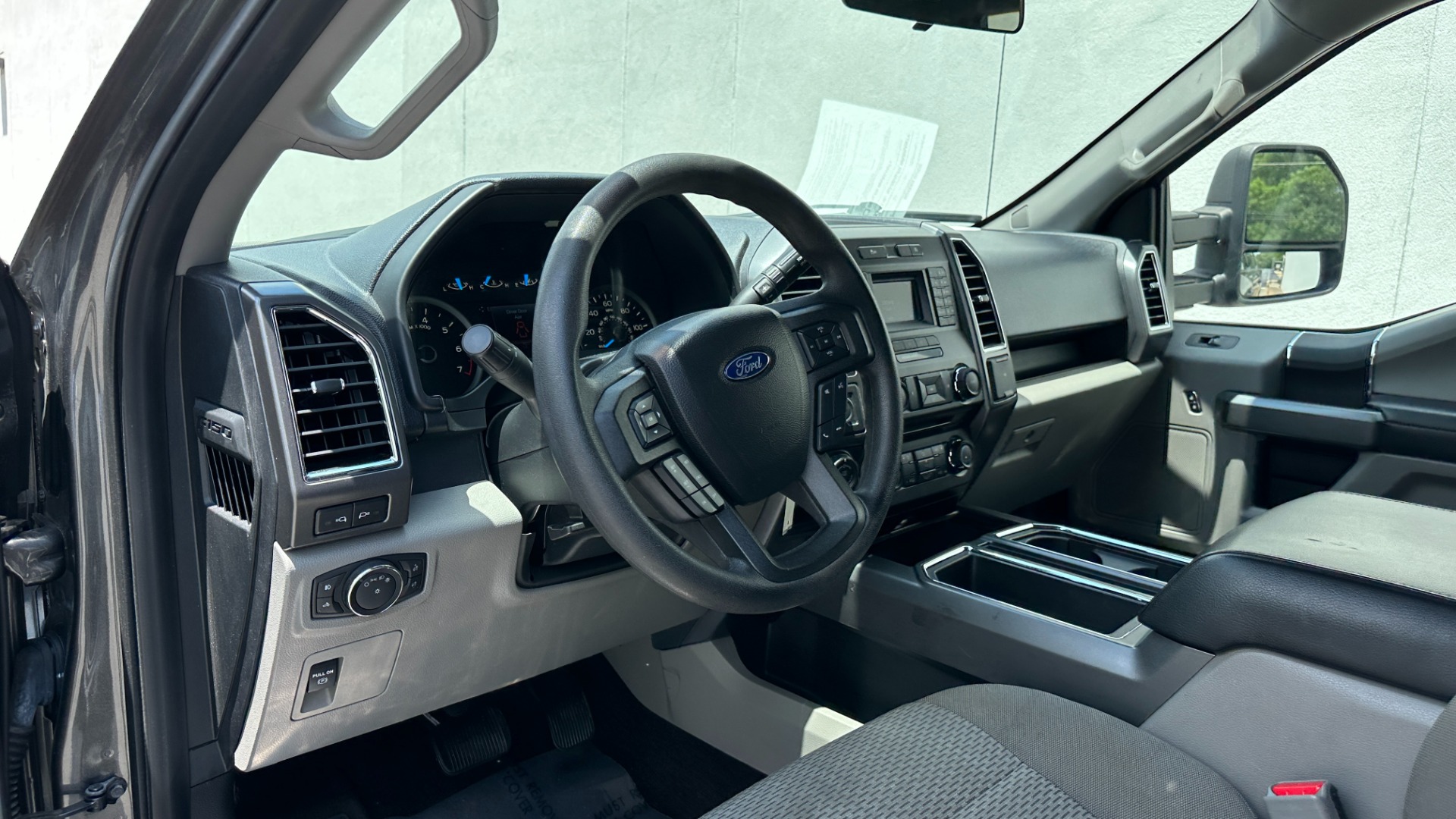 Used 2017 Ford F-150 XLT / 2.7L ECOBOOST / TOW PKG / BACKUP CAMERA for sale $26,995 at Formula Imports in Charlotte NC 28227 11