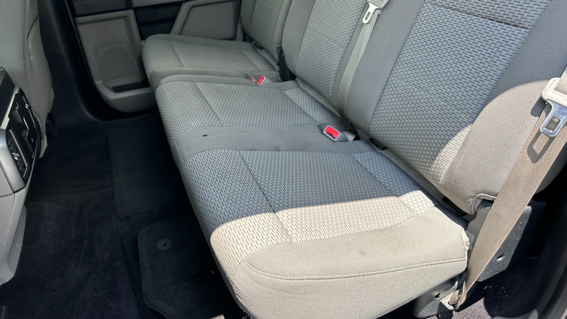 Used 2017 Ford F-150 XLT / 2.7L ECOBOOST / TOW PKG / BACKUP CAMERA for sale Sold at Formula Imports in Charlotte NC 28227 26