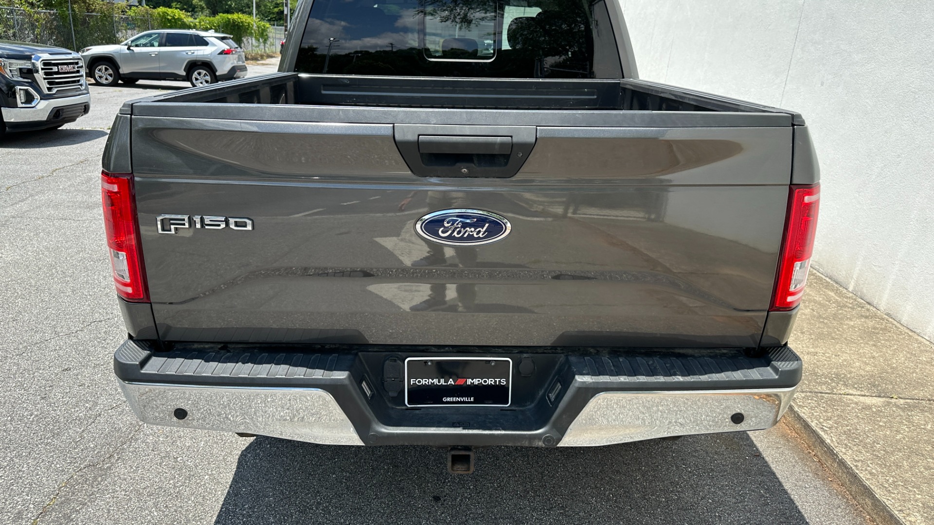 Used 2017 Ford F-150 XLT / 2.7L ECOBOOST / TOW PKG / BACKUP CAMERA for sale $26,995 at Formula Imports in Charlotte NC 28227 8
