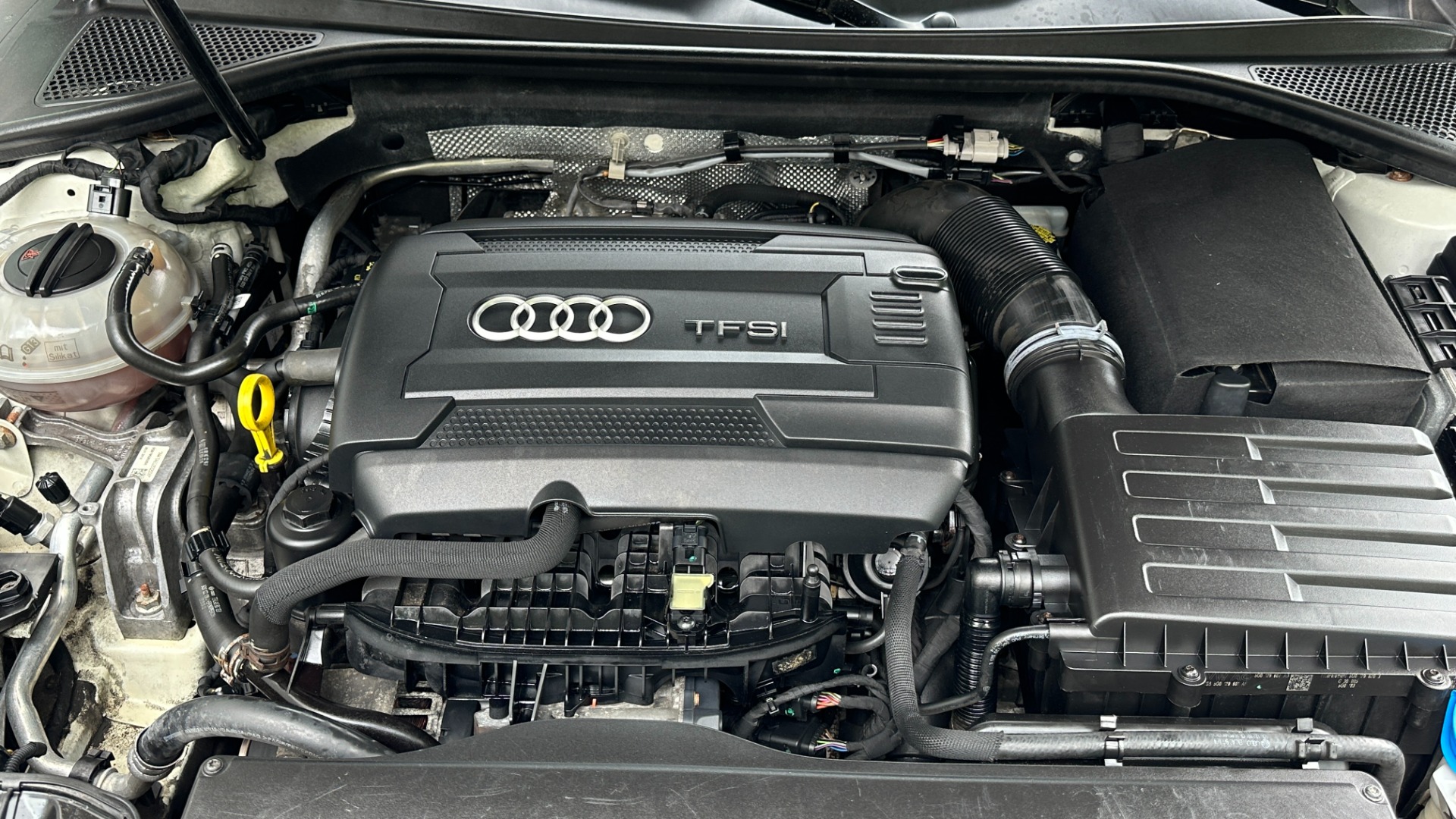 Used 2015 Audi A3 2.0T Premium Plus for sale $12,495 at Formula Imports in Charlotte NC 28227 37