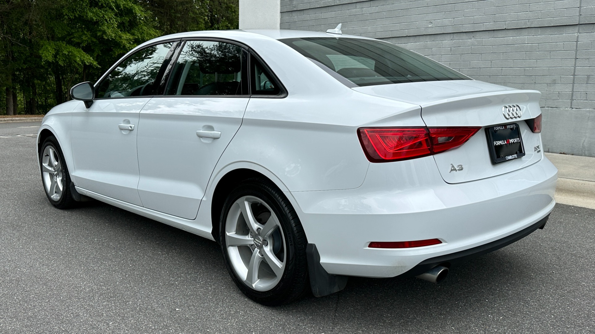 Used 2015 Audi A3 2.0T Premium Plus for sale $12,495 at Formula Imports in Charlotte NC 28227 4